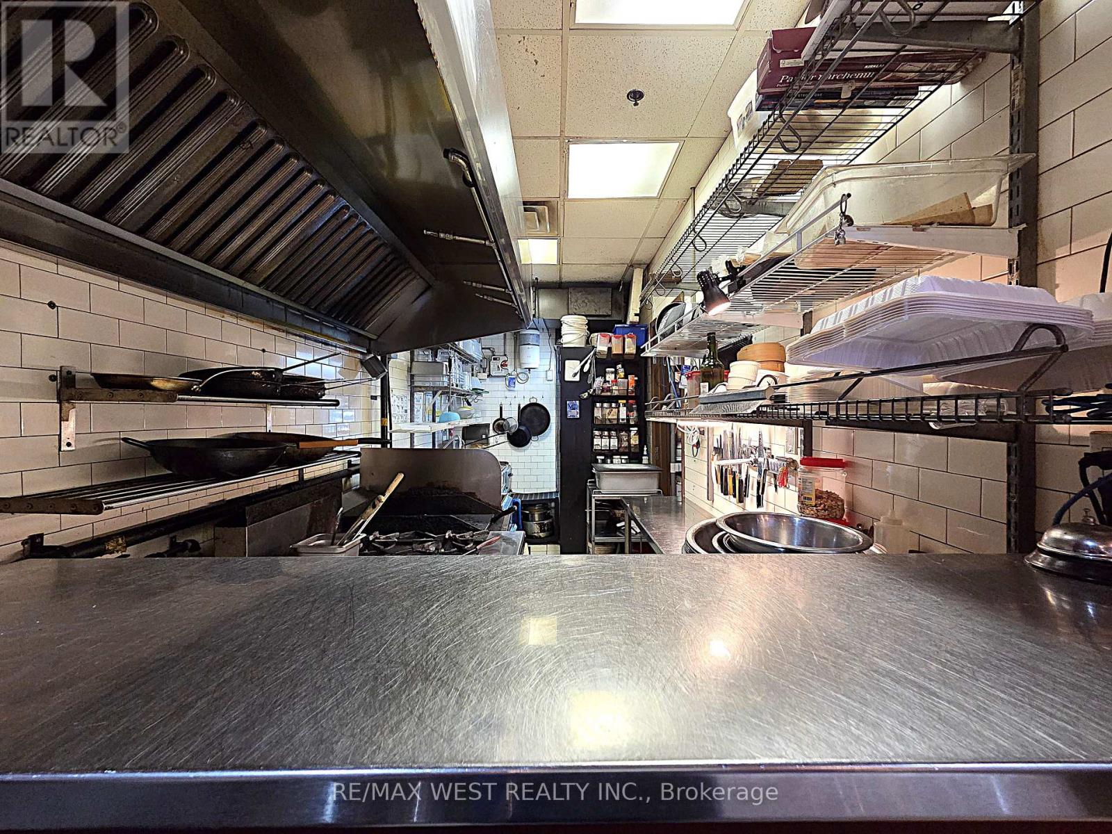 4906 Dundas Street W, Toronto, Ontario M9A 1B5 - Photo 39 - W13752094