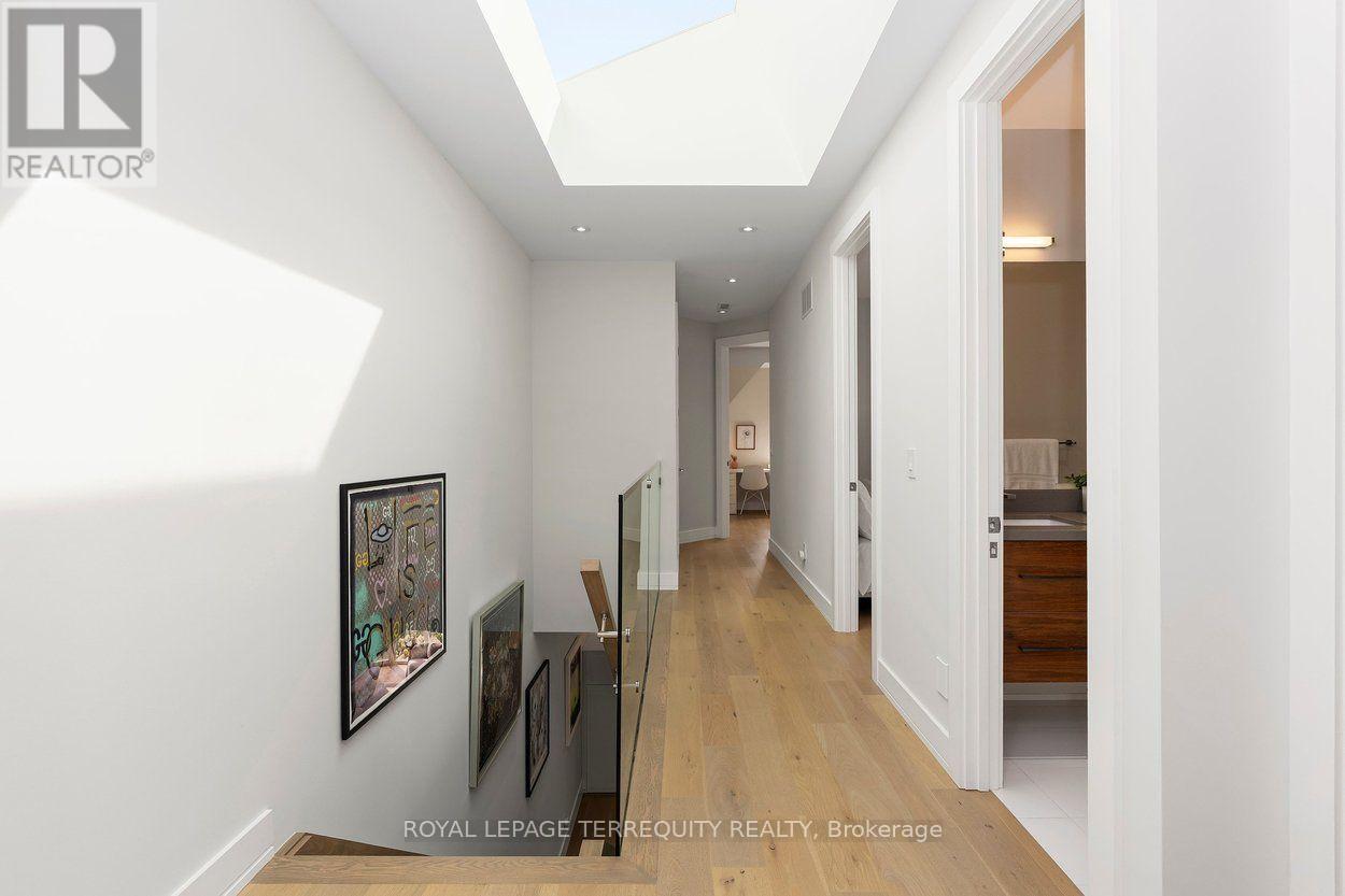 30b Thorndale Avenue, Toronto, Ontario  M8X 1W9 - Photo 23 - W13752106