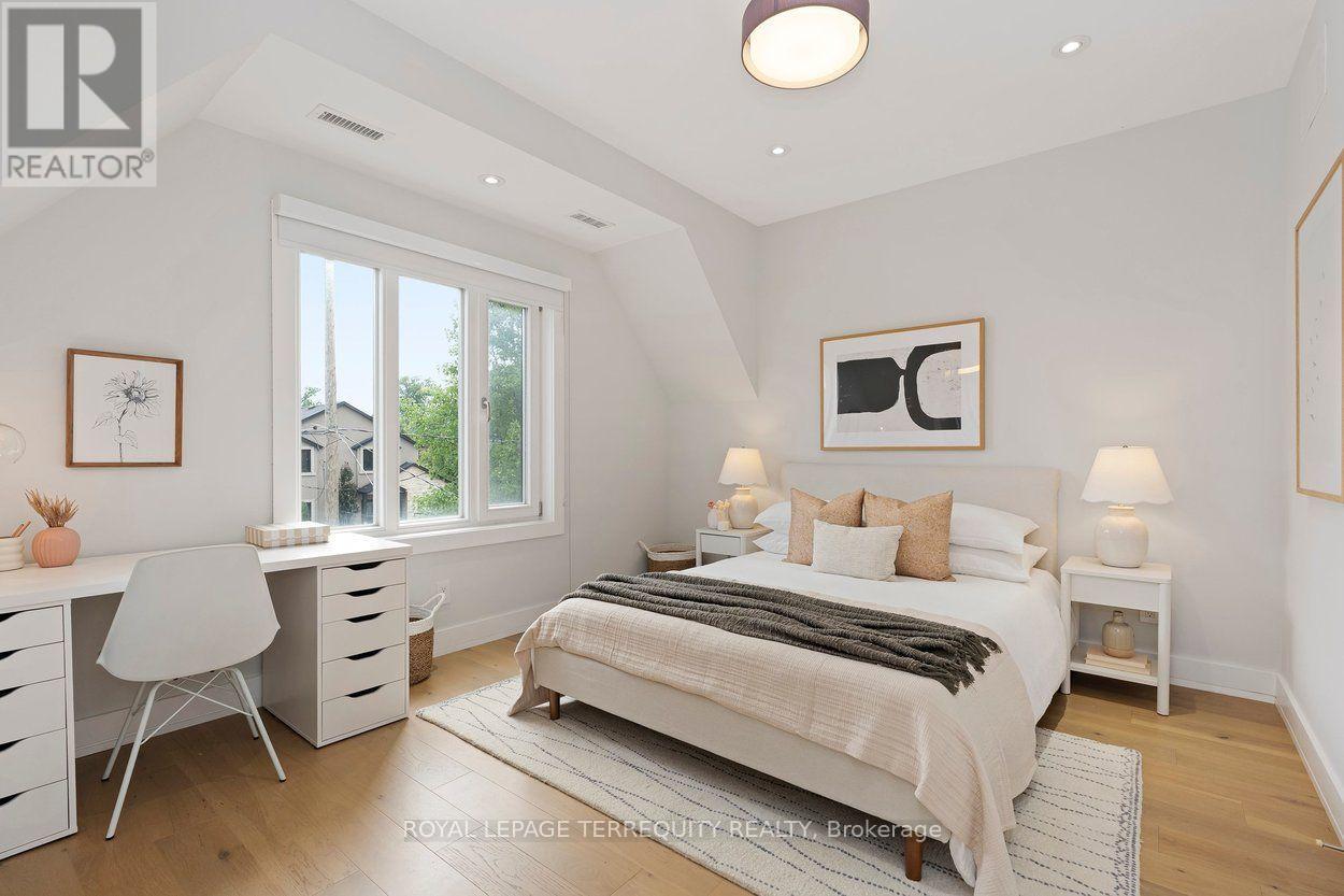 30b Thorndale Avenue, Toronto, Ontario  M8X 1W9 - Photo 26 - W13752106