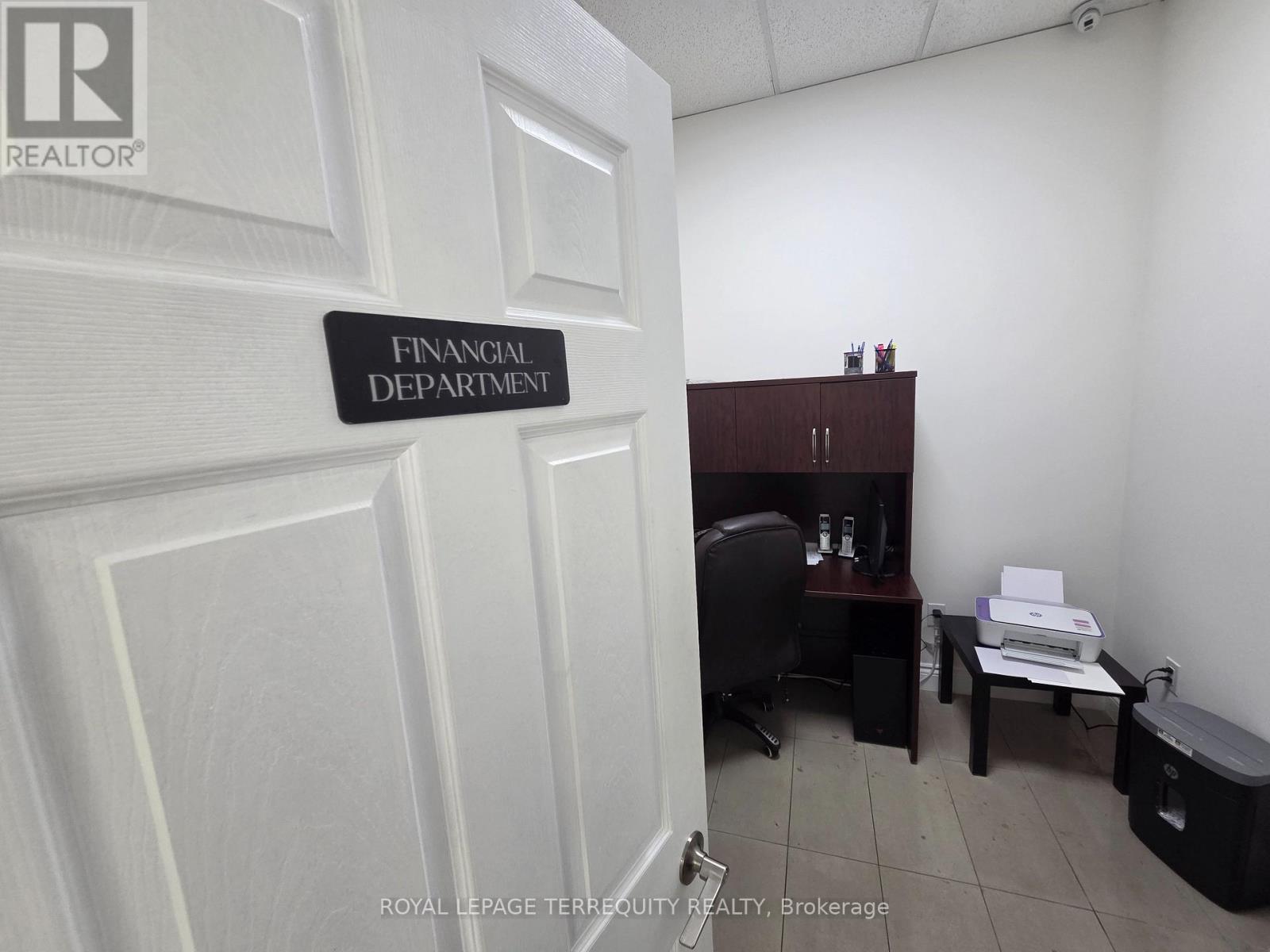 1025 Finch Avenue W, Toronto, Ontario  M3J 2C7 - Photo 18 - W13752154