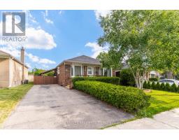 9 SEALCOVE DRIVE, Toronto, Ontario