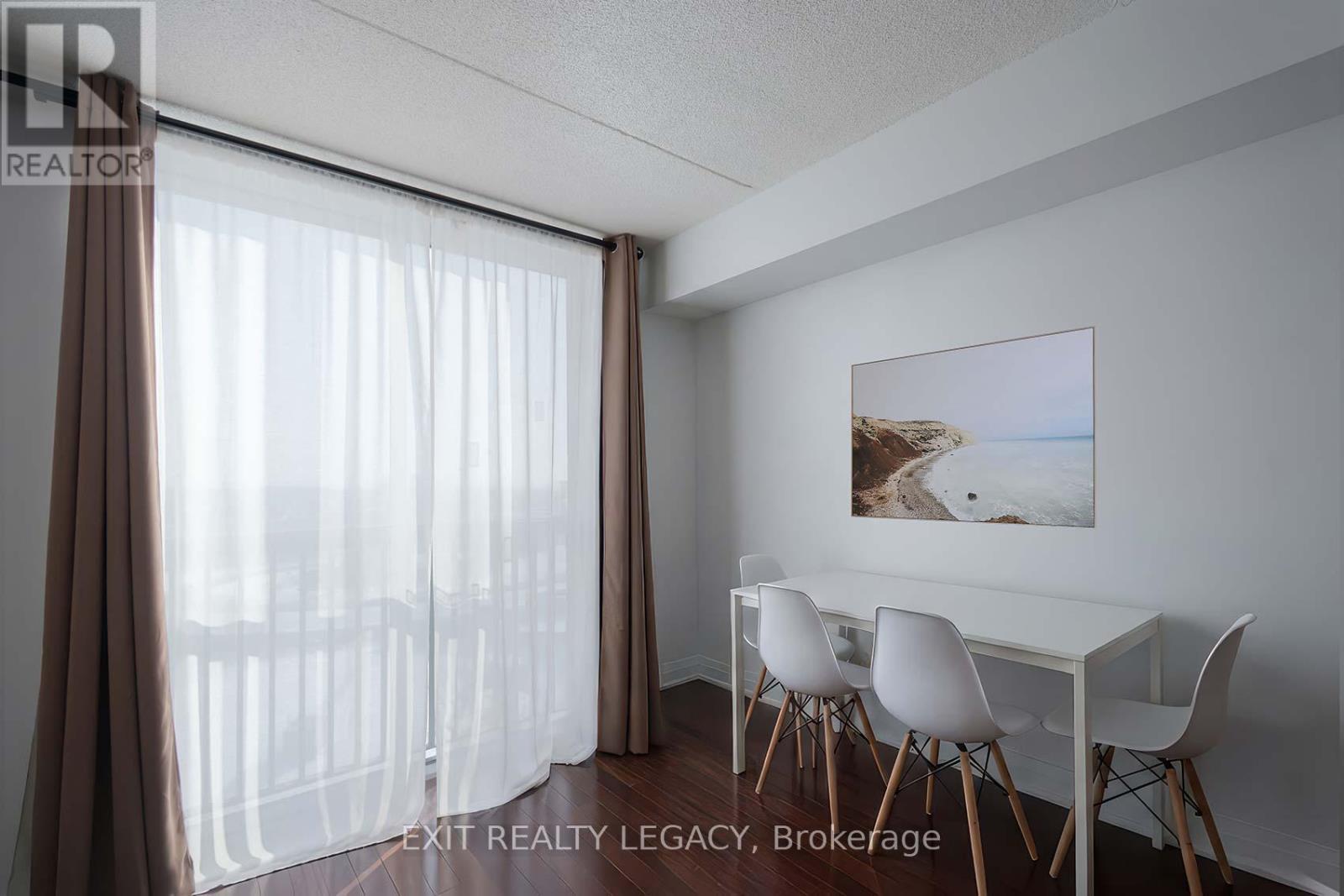 813 - 2737 Keele Street, Toronto, Ontario  M3M 2E9 - Photo 8 - W13752268