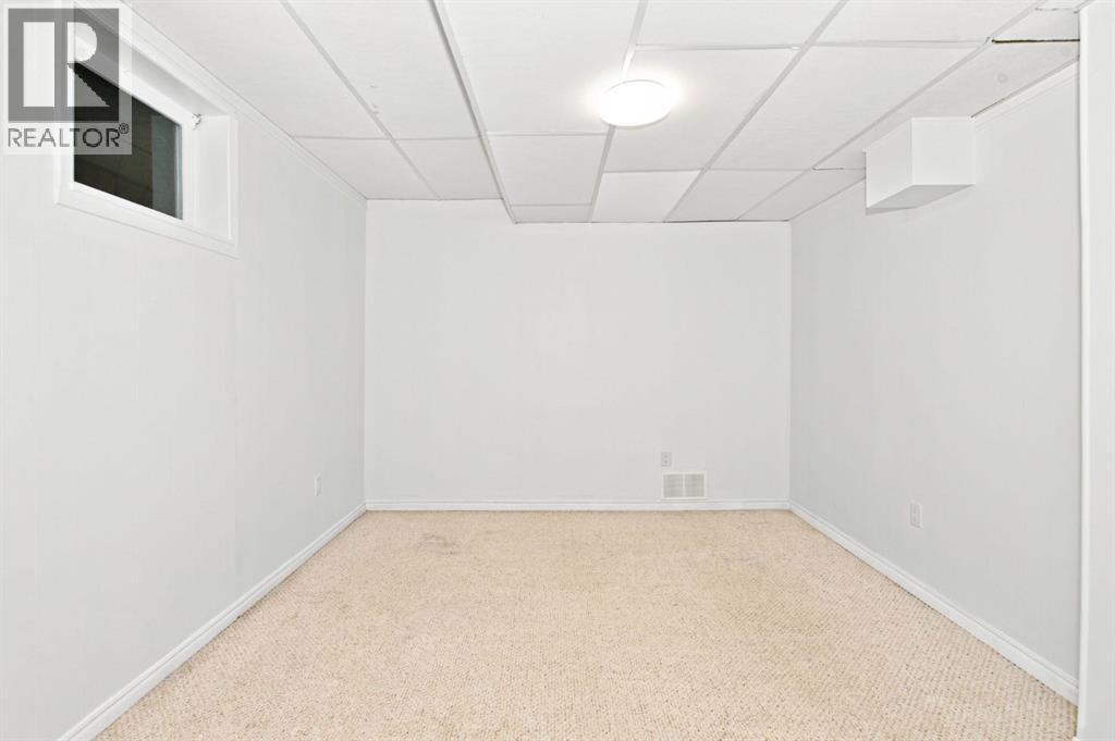 6802 42a Avenue, Camrose, Alberta  T4V 3S4 - Photo 40 - A2342339