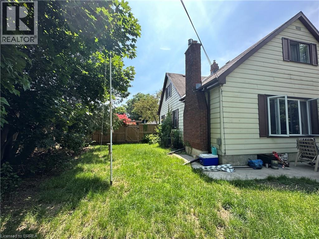 8 Sterling Street, Brantford, Ontario  N3T 4B1 - Photo 23 - 40861068