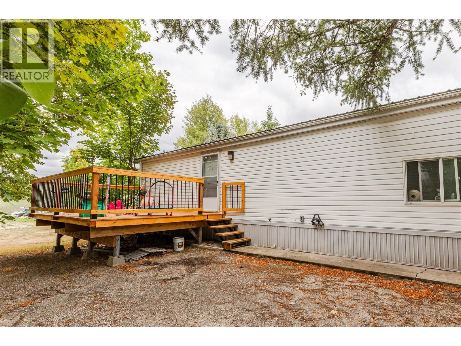 404 Ash Road, Creston, British Columbia  V0B 1G8 - Photo 42 - 10396078