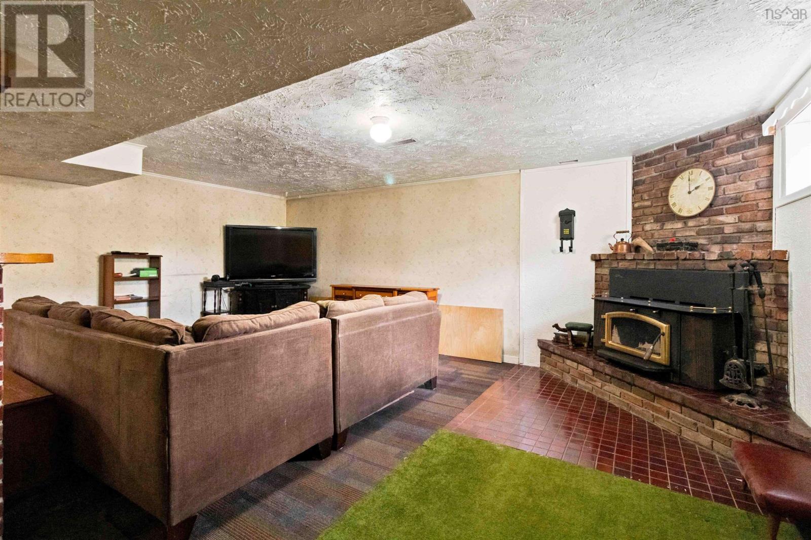 picture 24