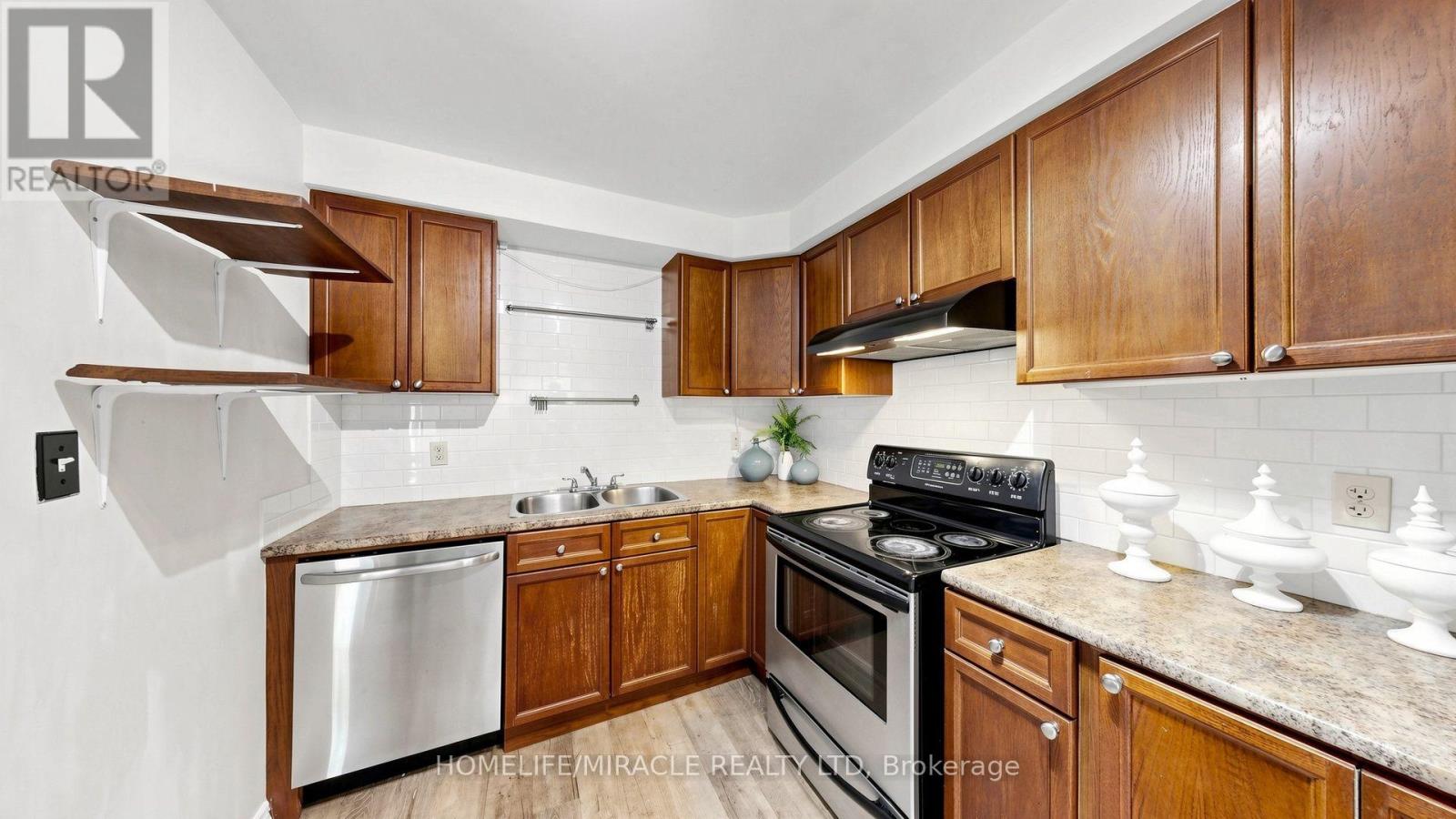 B - 304 Bluevale Street, Waterloo, Ontario  N2J 4G3 - Photo 15 - X13752136