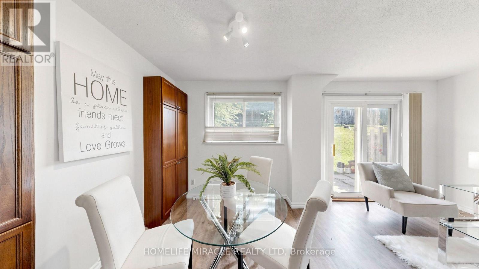 B - 304 Bluevale Street, Waterloo, Ontario  N2J 4G3 - Photo 17 - X13752136