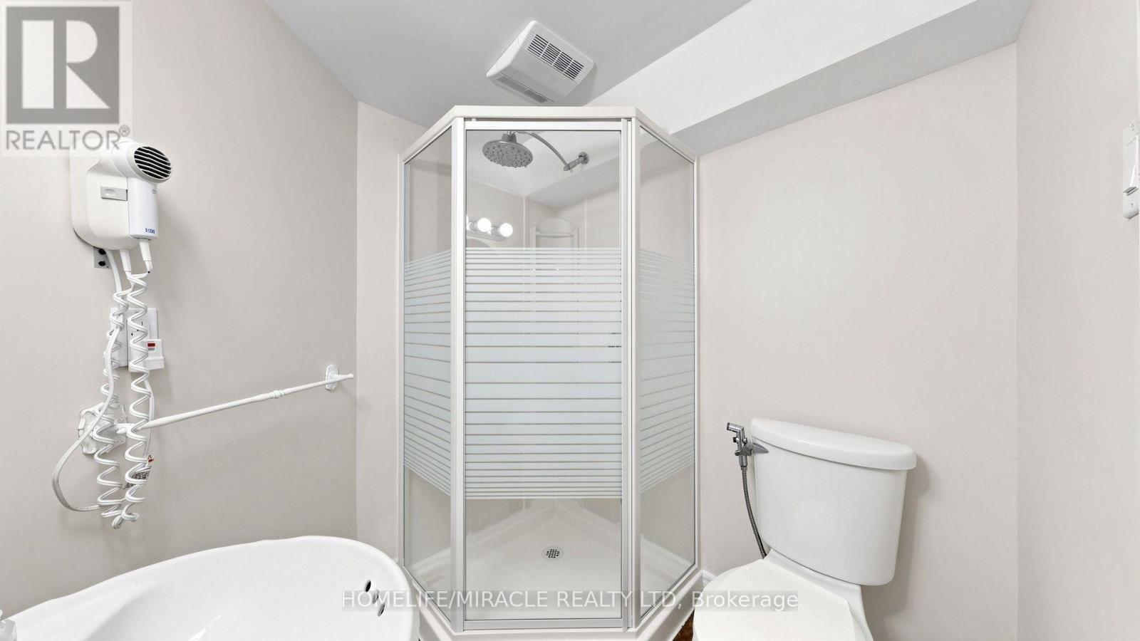 B - 304 Bluevale Street, Waterloo, Ontario  N2J 4G3 - Photo 38 - X13752136