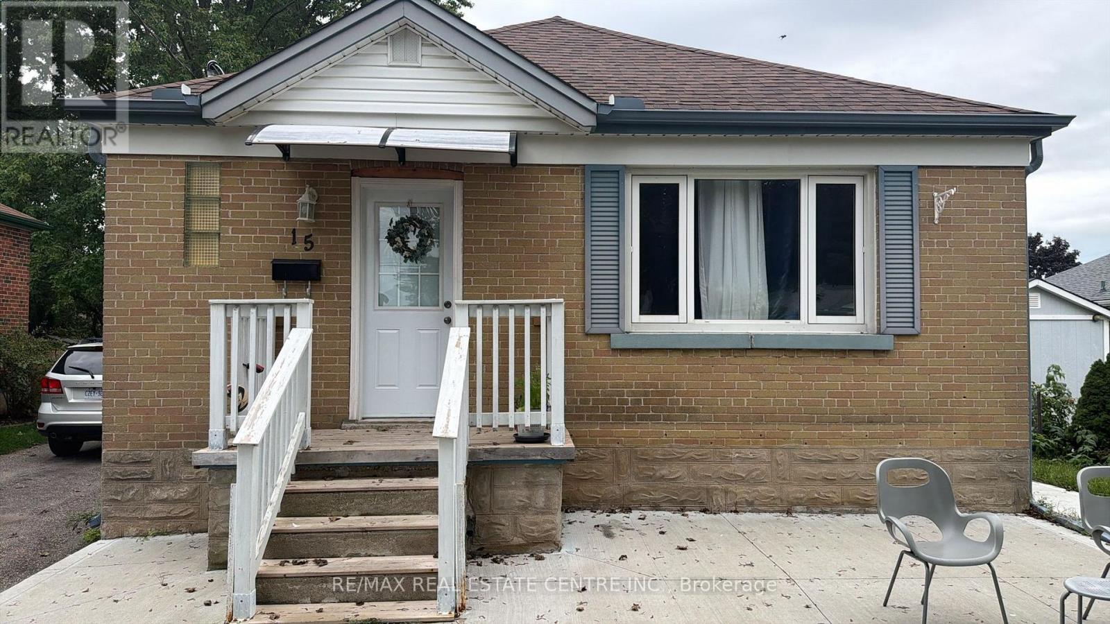 Upper - 15 Chelsea Road, Kitchener, Ontario  N2B 1H7 - Photo 23 - X13752244