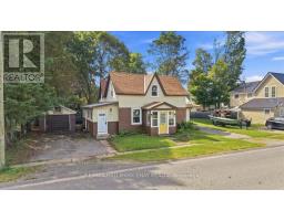 635 FIRST STREET S, Gravenhurst, Ontario