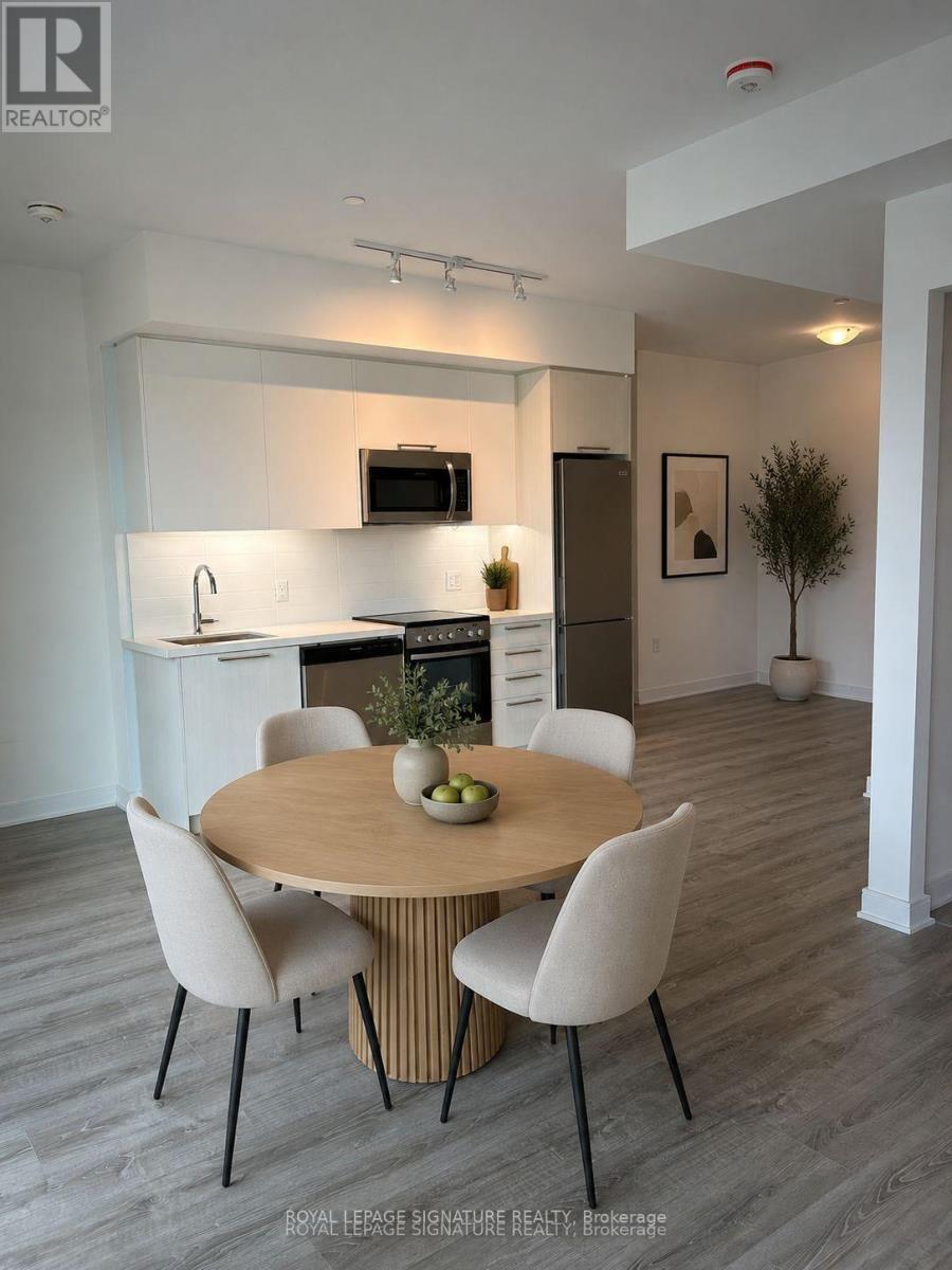 1012 - 25 Neighbourhood Lane, Toronto, Ontario  M8Y 0C4 - Photo 2 - W13734134