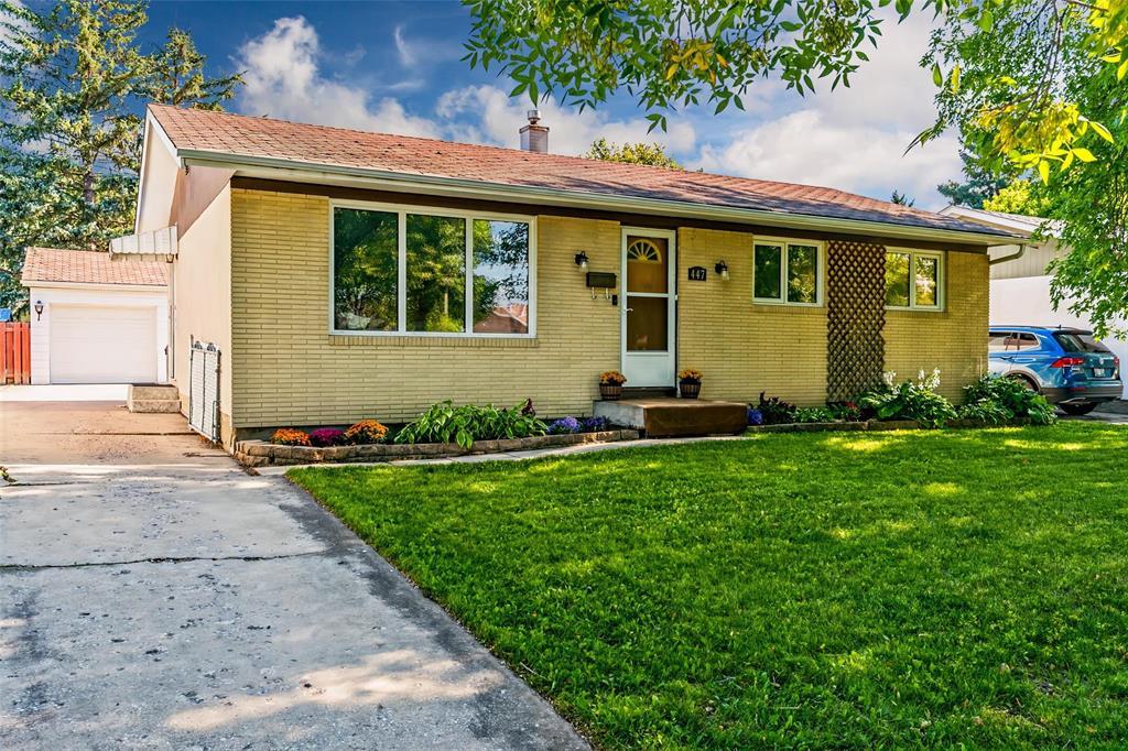 447 Donwood Drive, Winnipeg, Manitoba R2G 0X5 - Photo 0 - 202622450