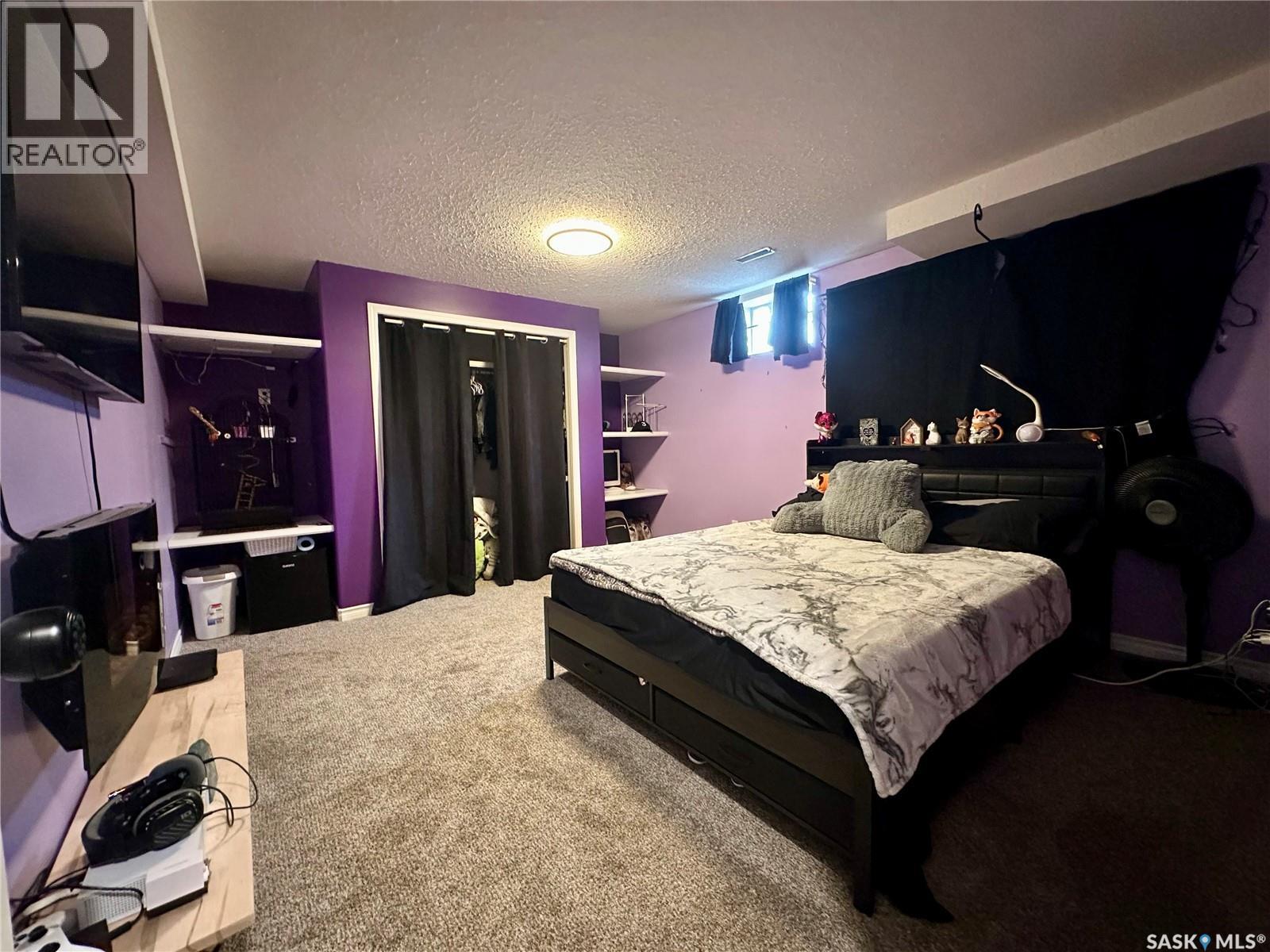 417 4th Avenue N, Martensville, Saskatchewan  S0K 2T2 - Photo 38 - SK047671