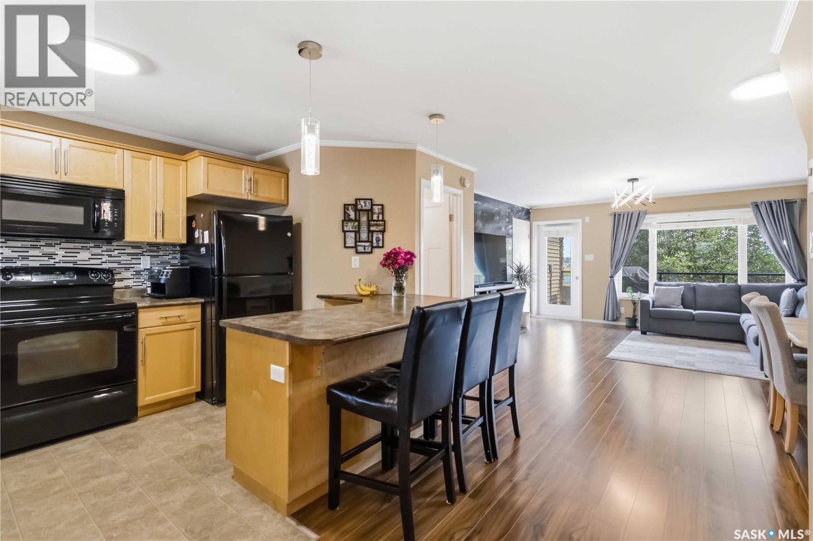 404 110 Shillington Crescent, Saskatoon, Saskatchewan  S7M 3Z8 - Photo 4 - SK047643