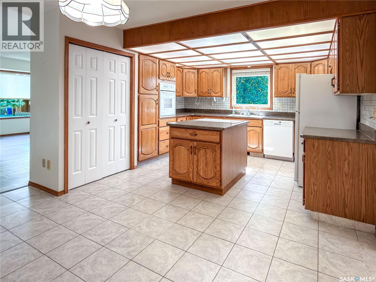 2726 Poplar Place E, Regina, Saskatchewan  S4V 1X8 - Photo 32 - SK047631