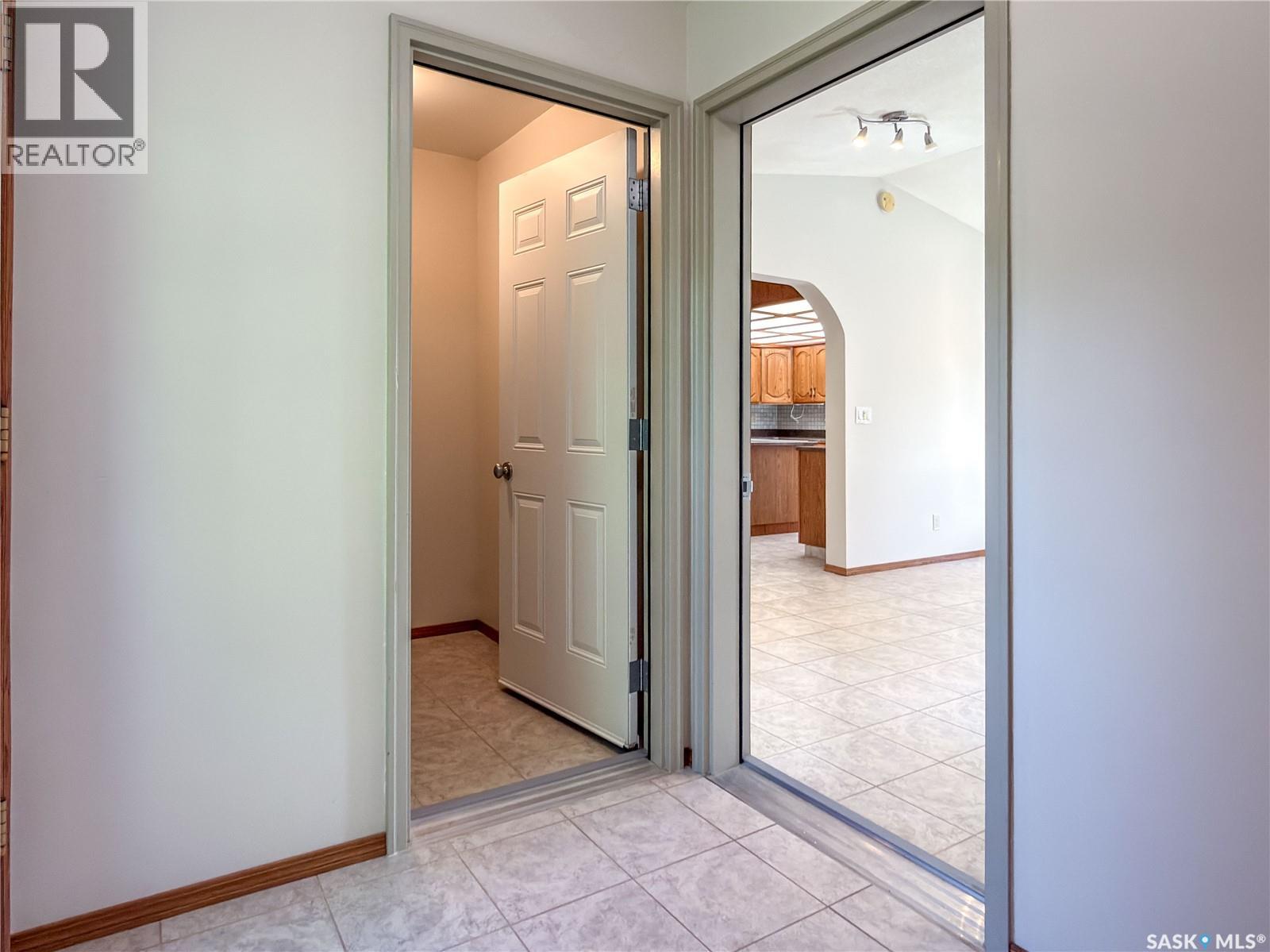 2726 Poplar Place E, Regina, Saskatchewan  S4V 1X8 - Photo 43 - SK047631