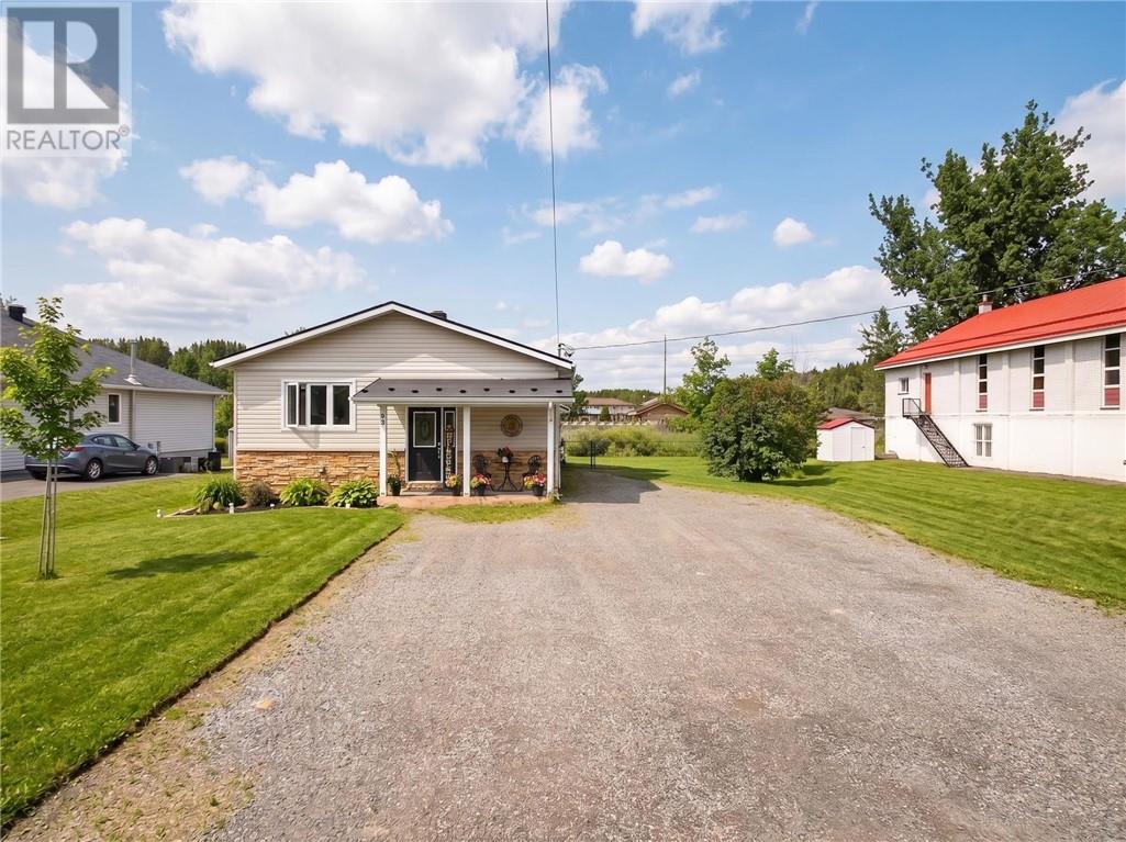 94 Hill Street, Wahnapitae, Ontario