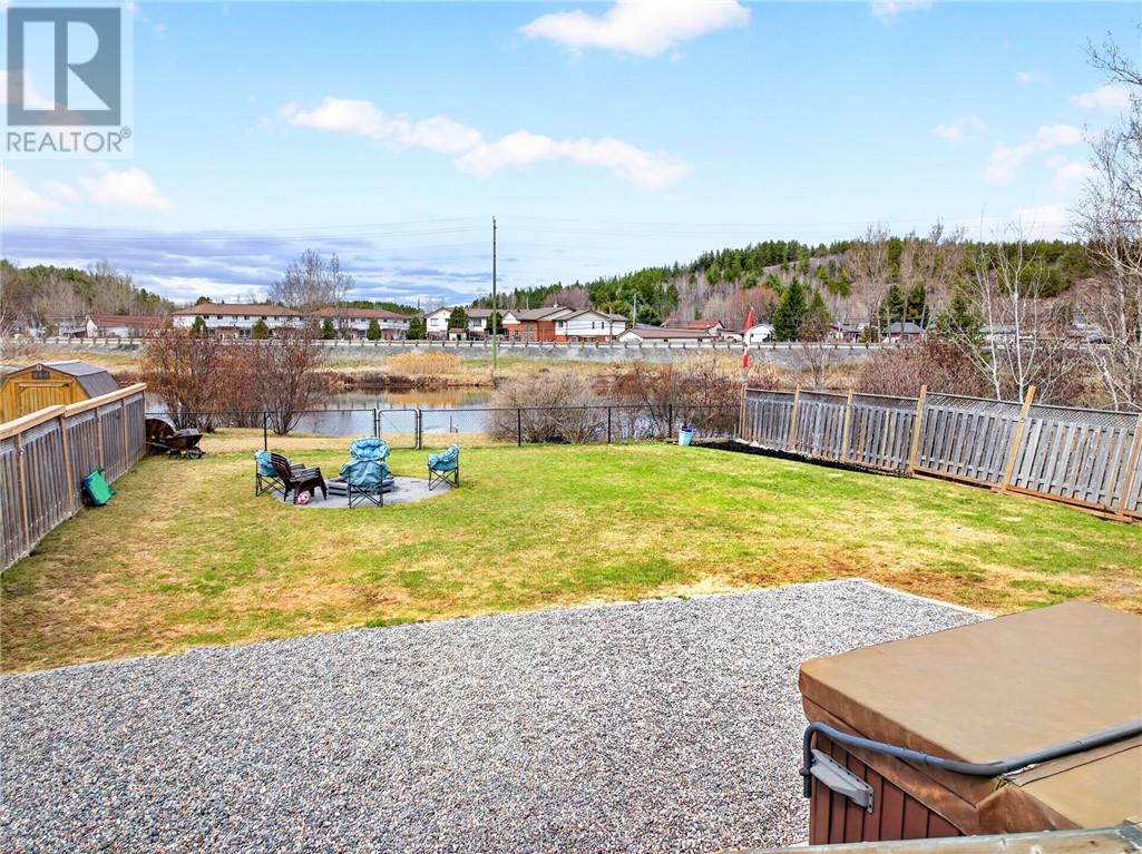 94 Hill Street, Wahnapitae, Ontario  P0M 3C0 - Photo 37 - 2130199