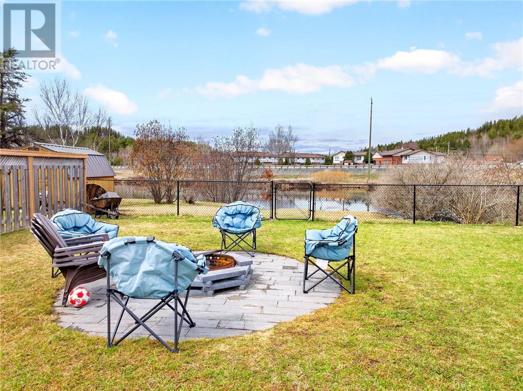 94 Hill Street, Wahnapitae, Ontario  P0M 3C0 - Photo 41 - 2130199
