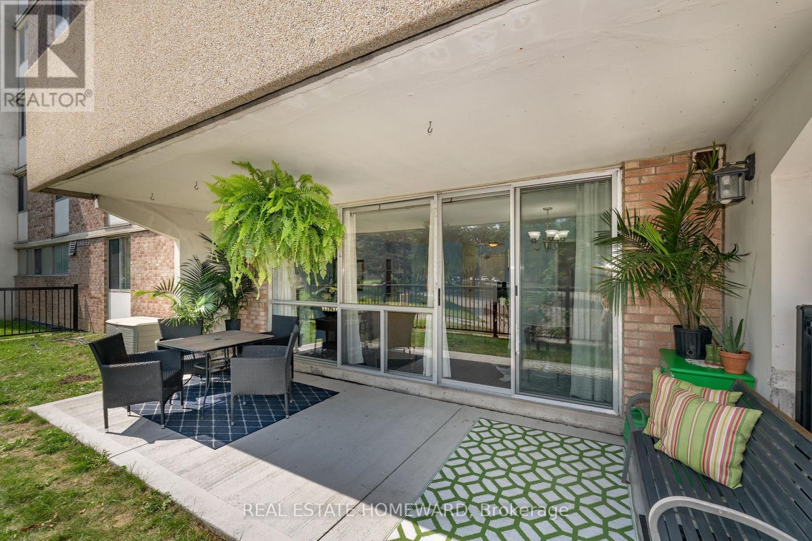 105 - 120 Dundalk Drive, Toronto, Ontario M1P 4V9 - Photo 2 - E13751626