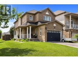 1340 WADEBRIDGE CRESCENT, Oshawa, Ontario