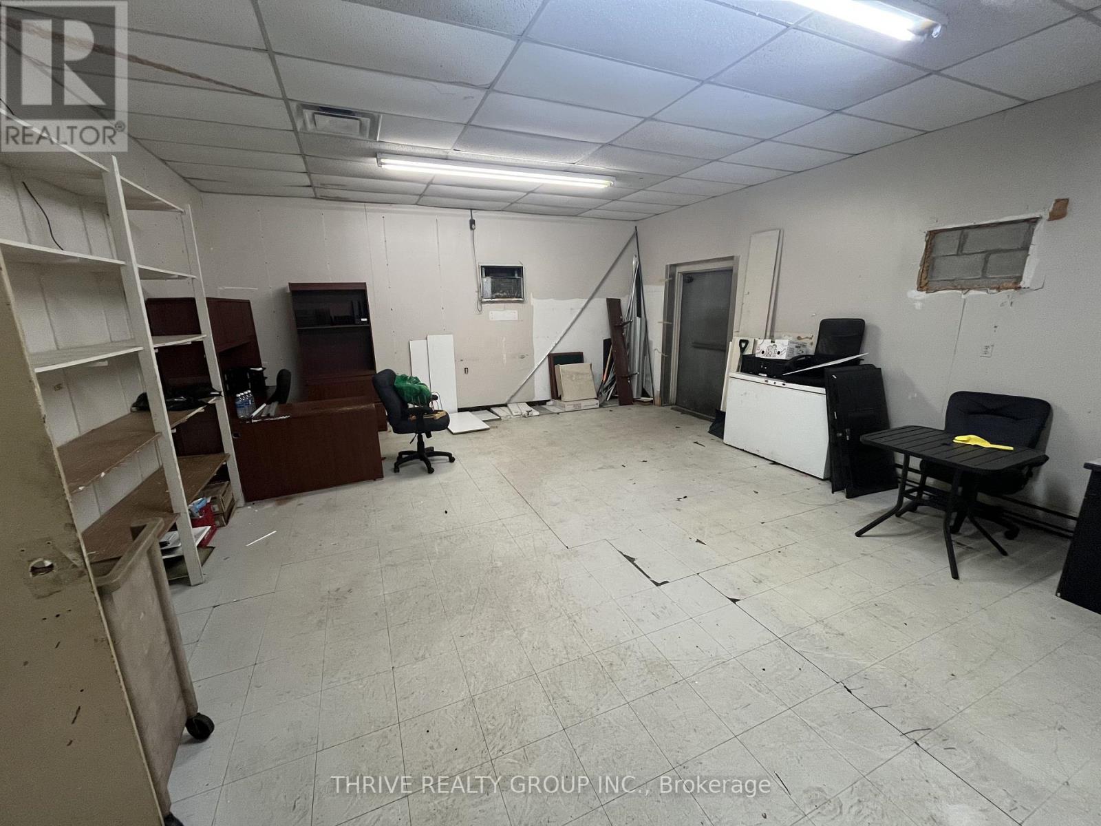 7 Front Street E, Strathroy-Caradoc, Ontario  N7G 1Y4 - Photo 7 - X13752554