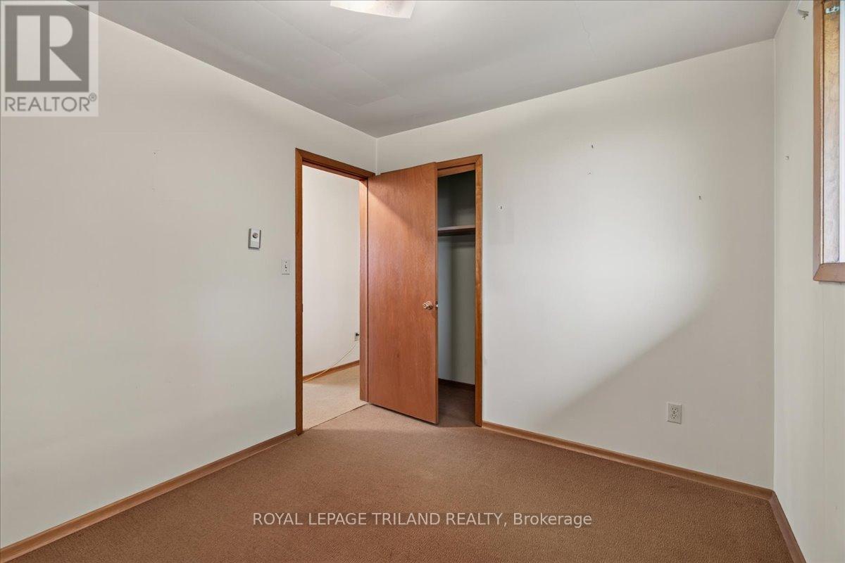 6097 Egremont Drive, Middlesex Centre, Ontario  N0L 1R0 - Photo 18 - X13752612