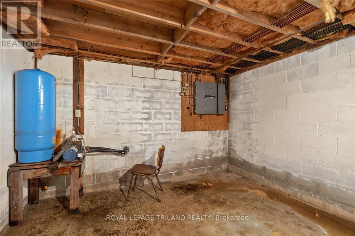 6097 Egremont Drive, Middlesex Centre, Ontario  N0L 1R0 - Photo 24 - X13752612