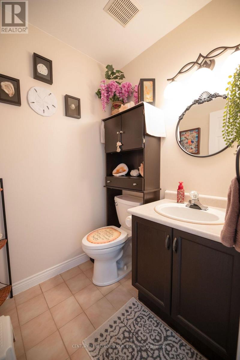 232 Thorne Drive, Strathroy-Caradoc, Ontario  N7G 4C2 - Photo 16 - X13752692
