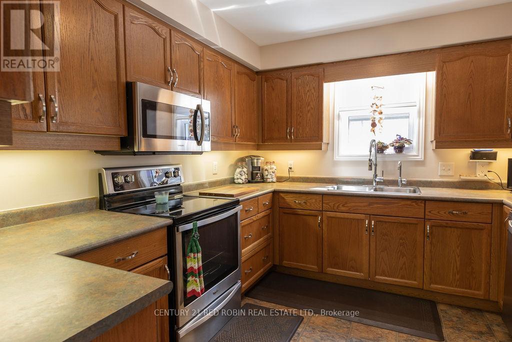 232 Thorne Drive, Strathroy-Caradoc, Ontario  N7G 4C2 - Photo 6 - X13752692
