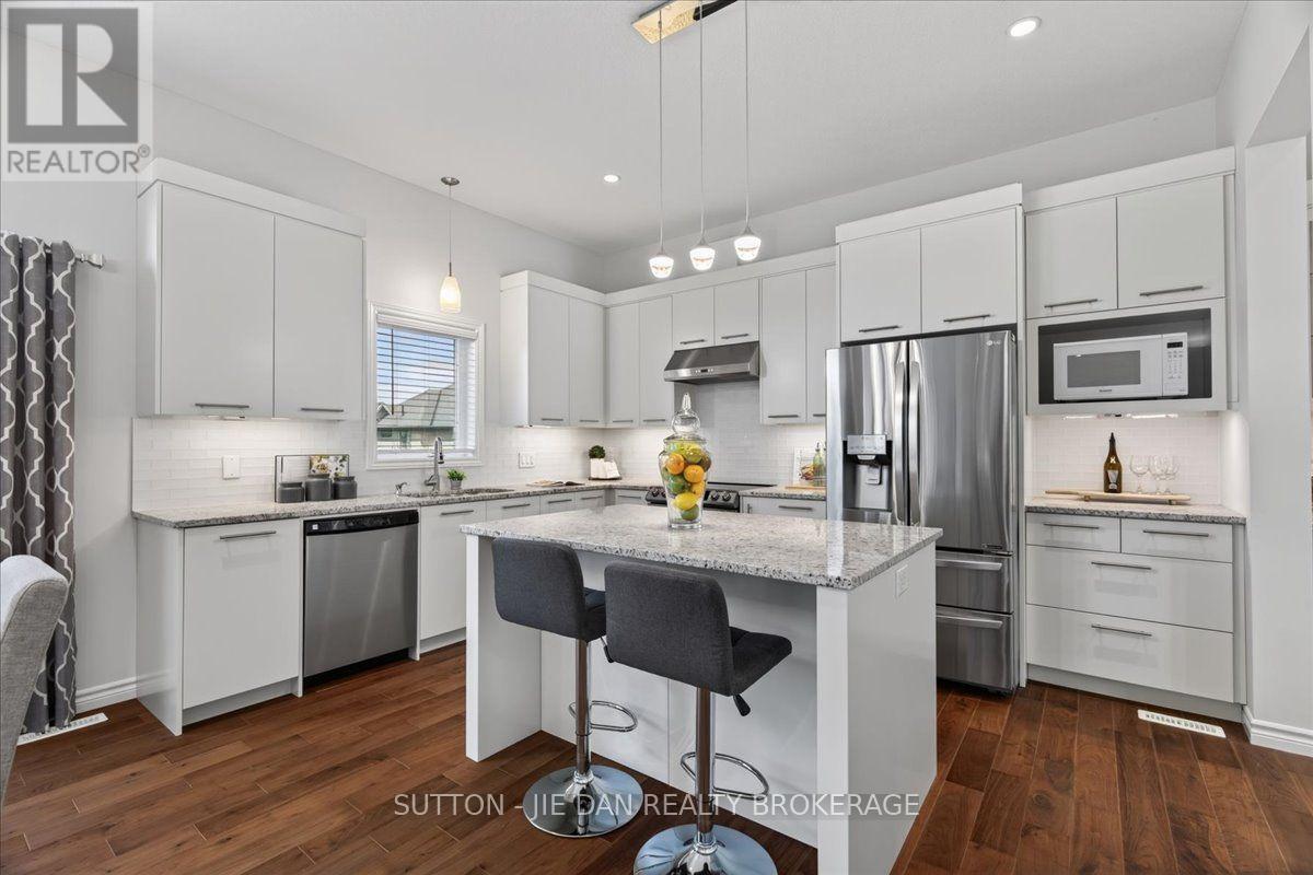 2361 Torrey Pines Way, London North, Ontario  N6G 0N9 - Photo 6 - X13752724