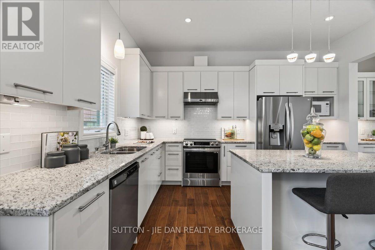2361 Torrey Pines Way, London North, Ontario  N6G 0N9 - Photo 7 - X13752724