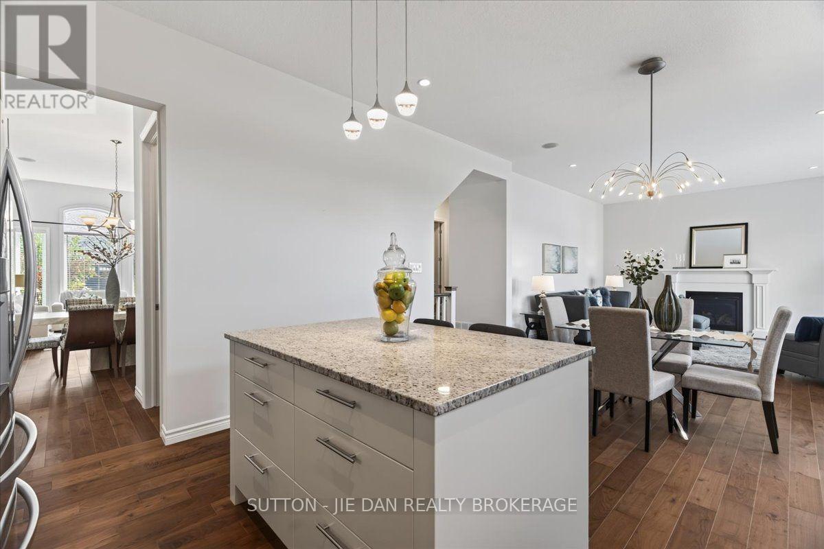 2361 Torrey Pines Way, London North, Ontario  N6G 0N9 - Photo 9 - X13752724