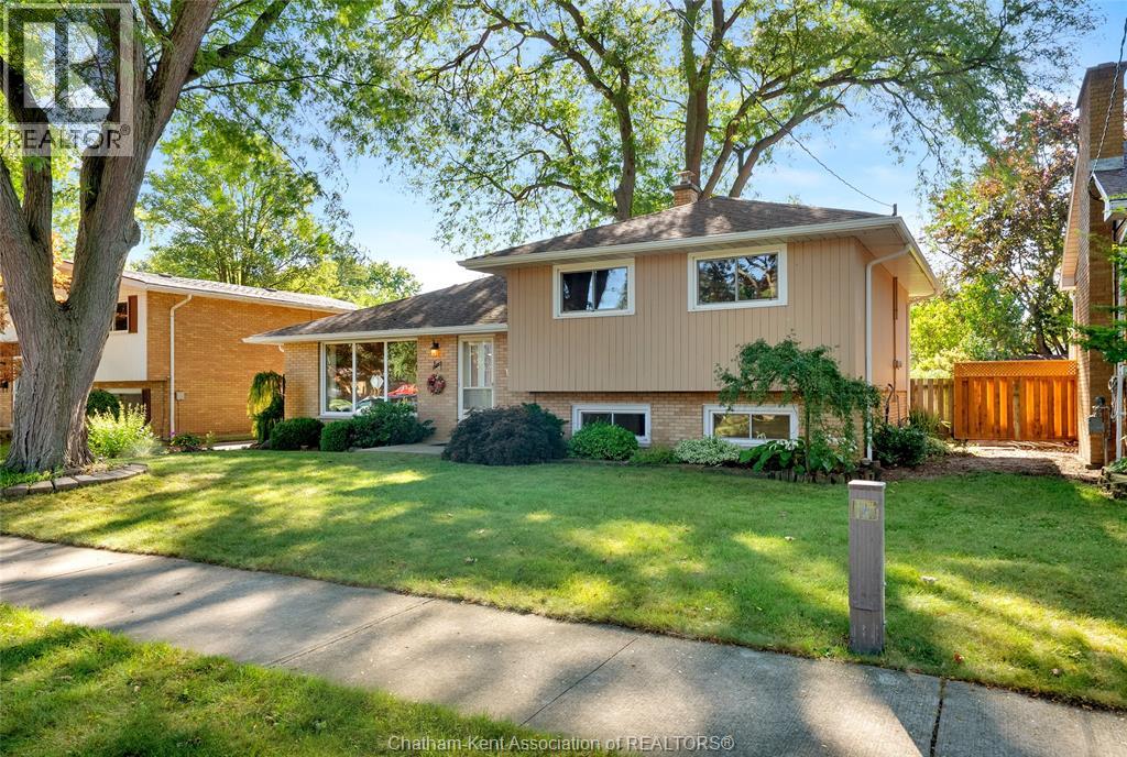 6 Macmillan Crescent, Chatham, Ontario  N7M 4C8 - Photo 1 - 26021497