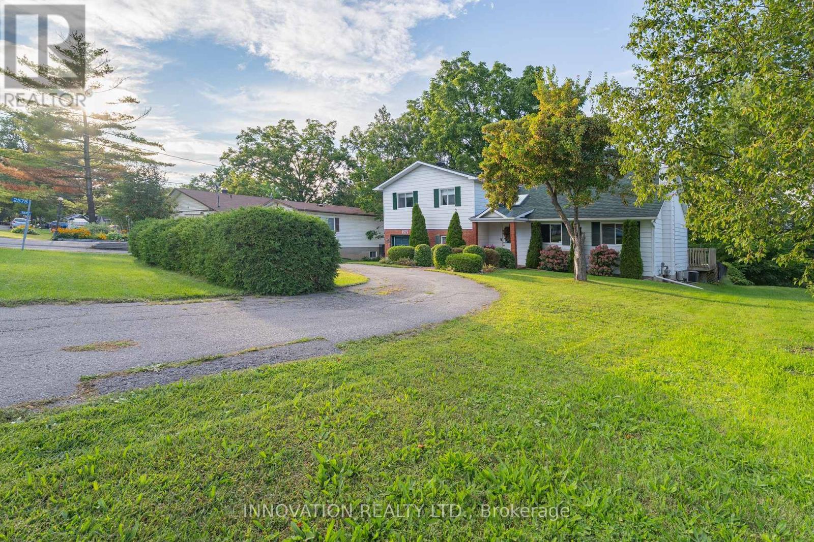 2575 Sparkle Street, Ottawa, Ontario  K4C 1A1 - Photo 2 - X13752470