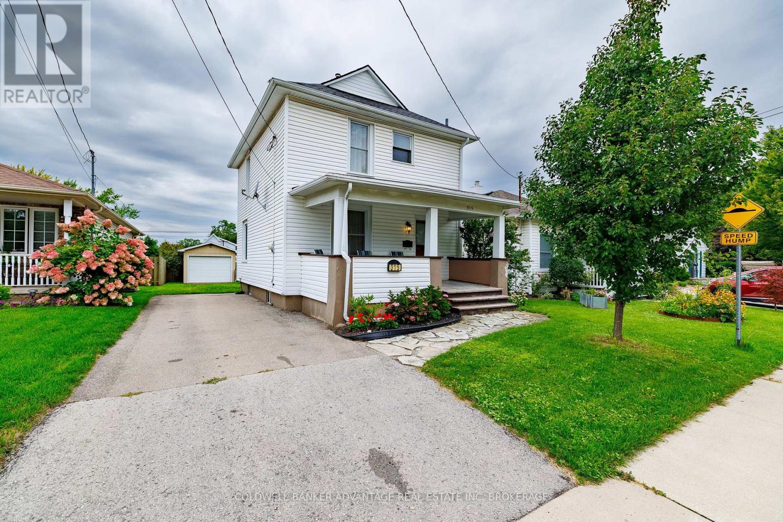315 Aqueduct Street, Welland, Ontario  L3C 3J2 - Photo 3 - X13752320