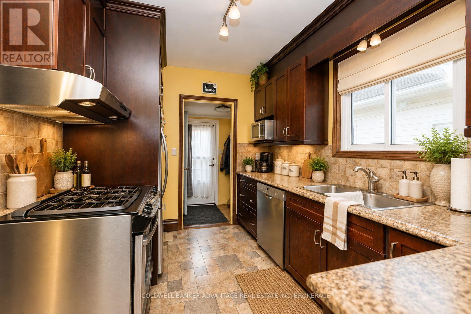 315 Aqueduct Street, Welland, Ontario  L3C 3J2 - Photo 9 - X13752320