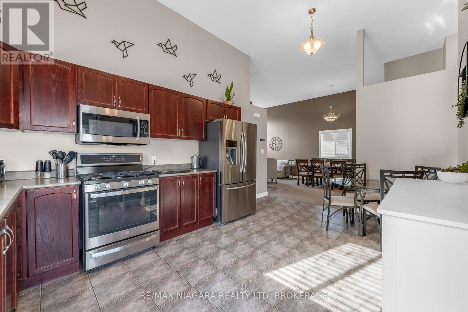 325 Lea Crescent, Welland, Ontario  L3C 7J8 - Photo 11 - X13752542