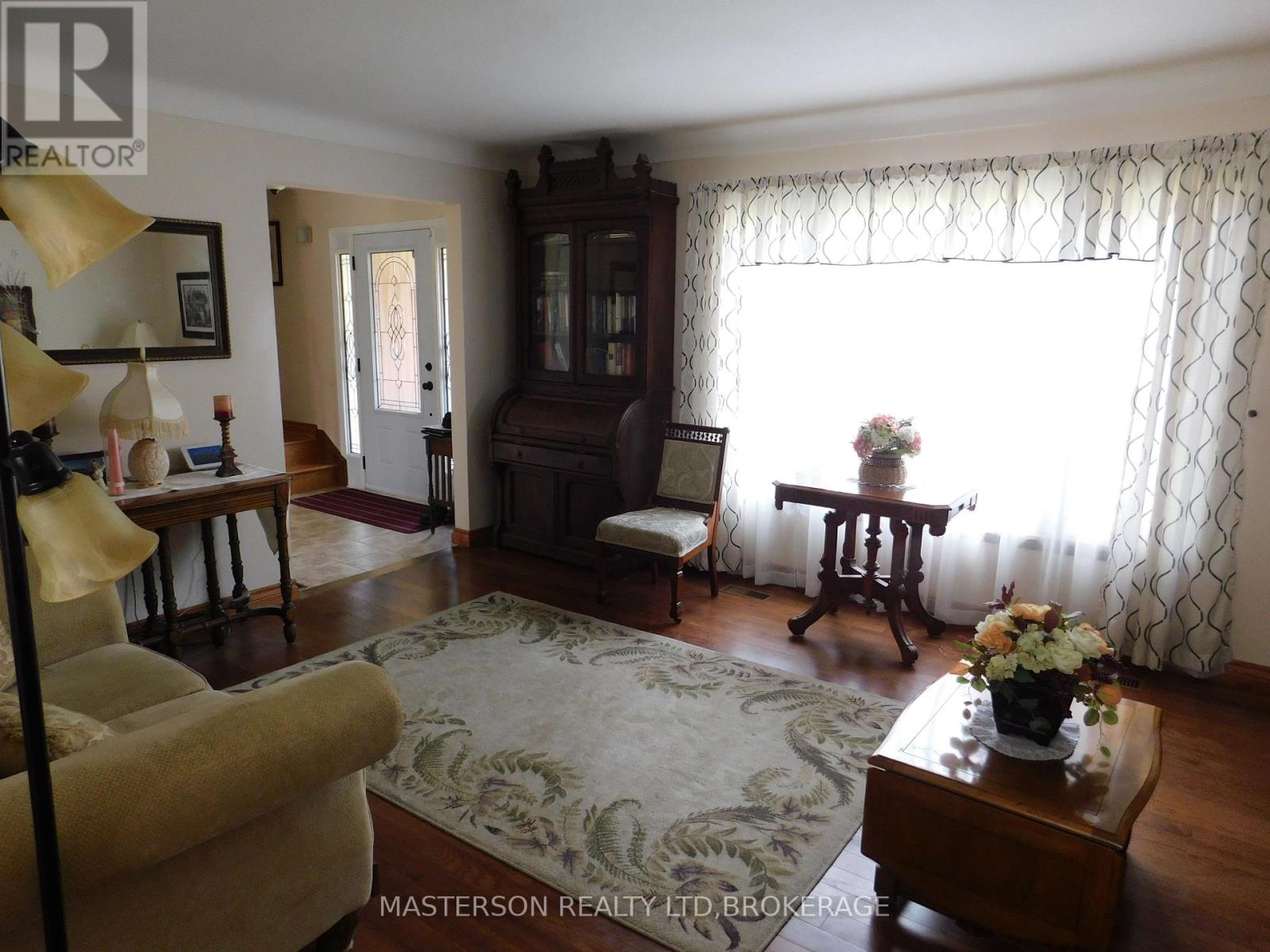 6408 Galaxy Drive, Niagara Falls, Ontario  L2J 3Y3 - Photo 3 - X13752562