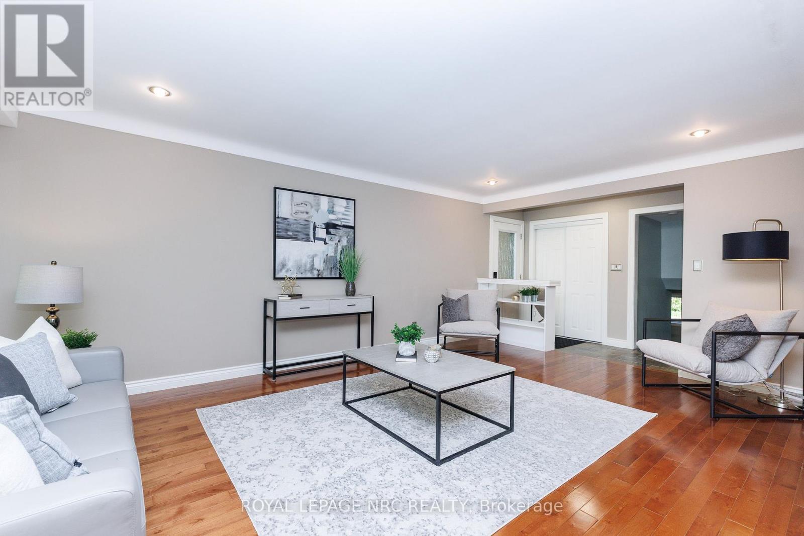15 Black Friars Road, St. Catharines, Ontario  L2N 2M8 - Photo 9 - X13752702