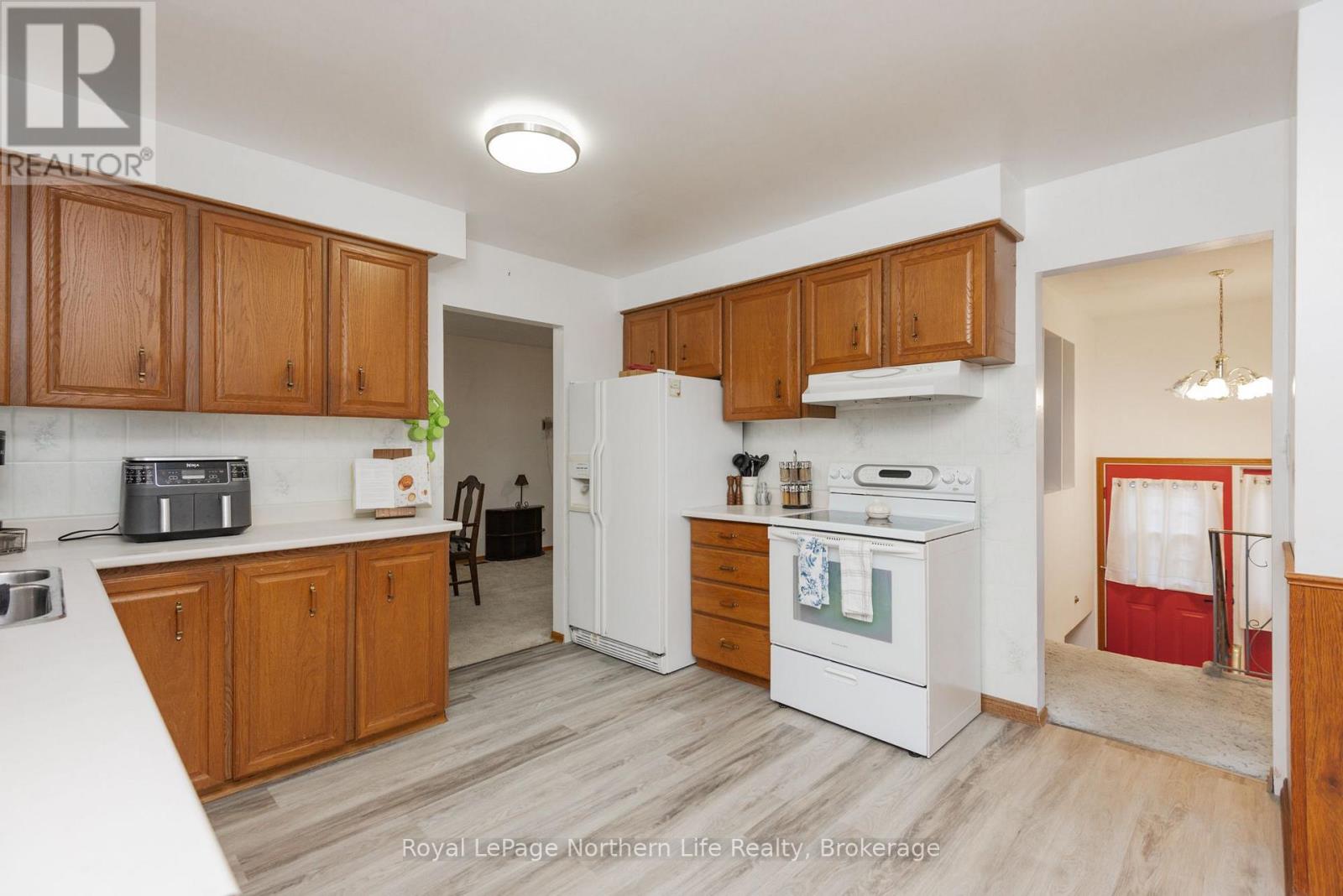 855 Memorial Drive, North Bay, Ontario  P1A 1X9 - Photo 4 - X13752382
