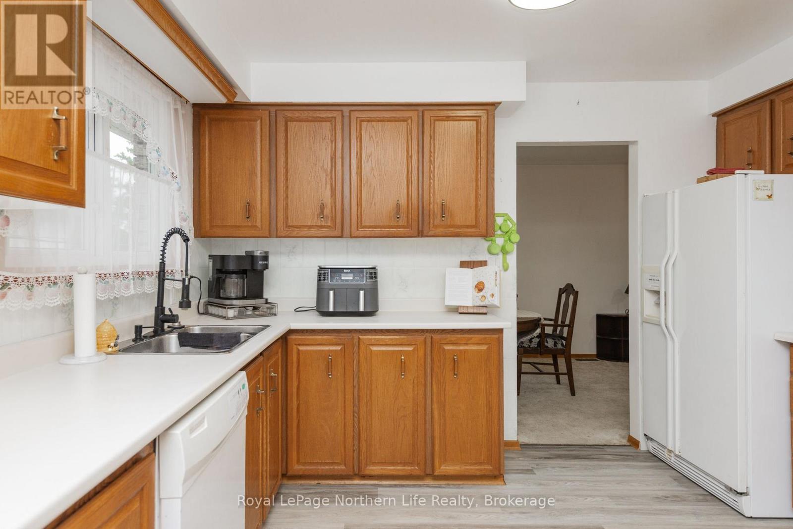 855 Memorial Drive, North Bay, Ontario  P1A 1X9 - Photo 5 - X13752382