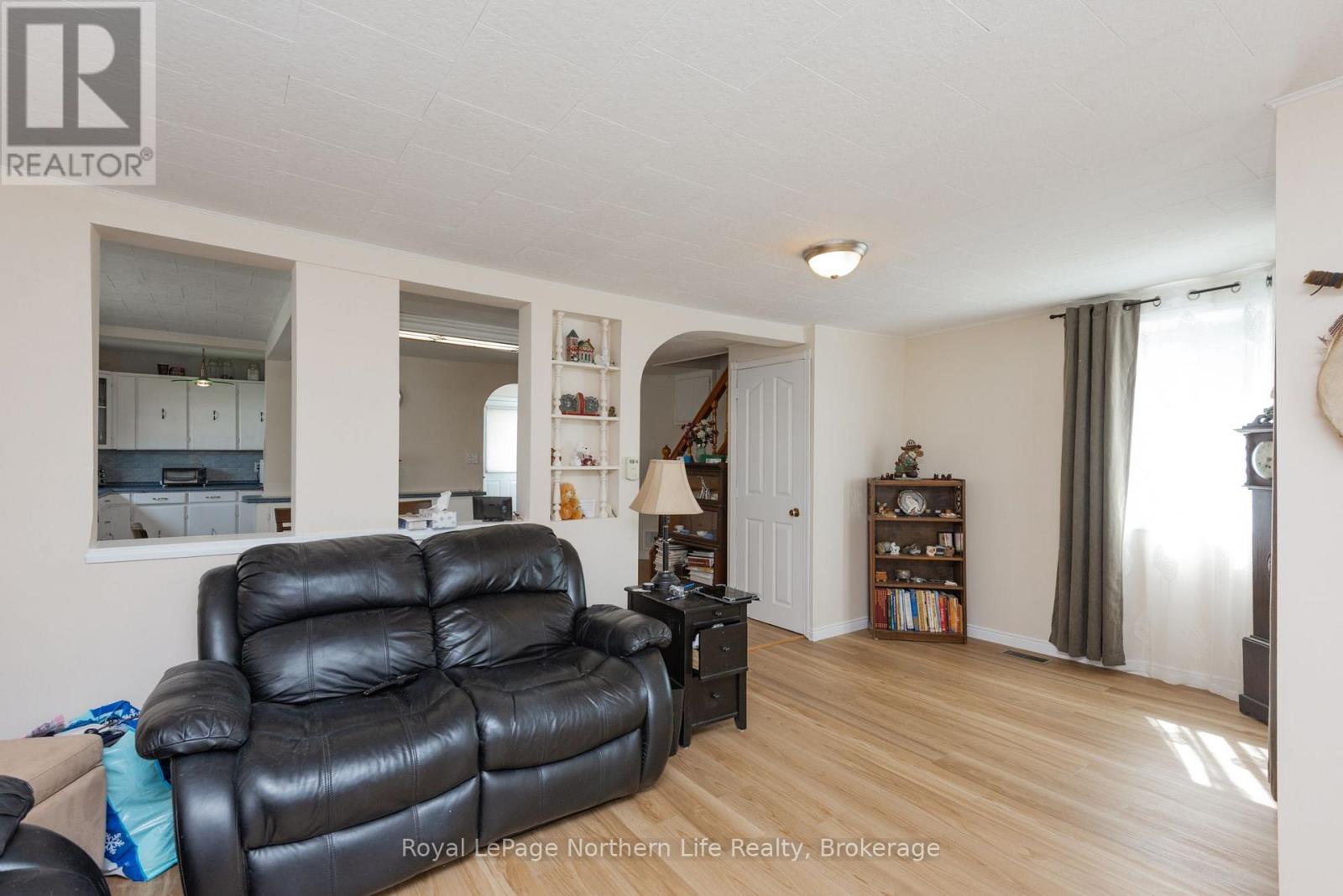 378 Nipissing Street, West Nipissing, Ontario  P2B 3E2 - Photo 14 - X13752430