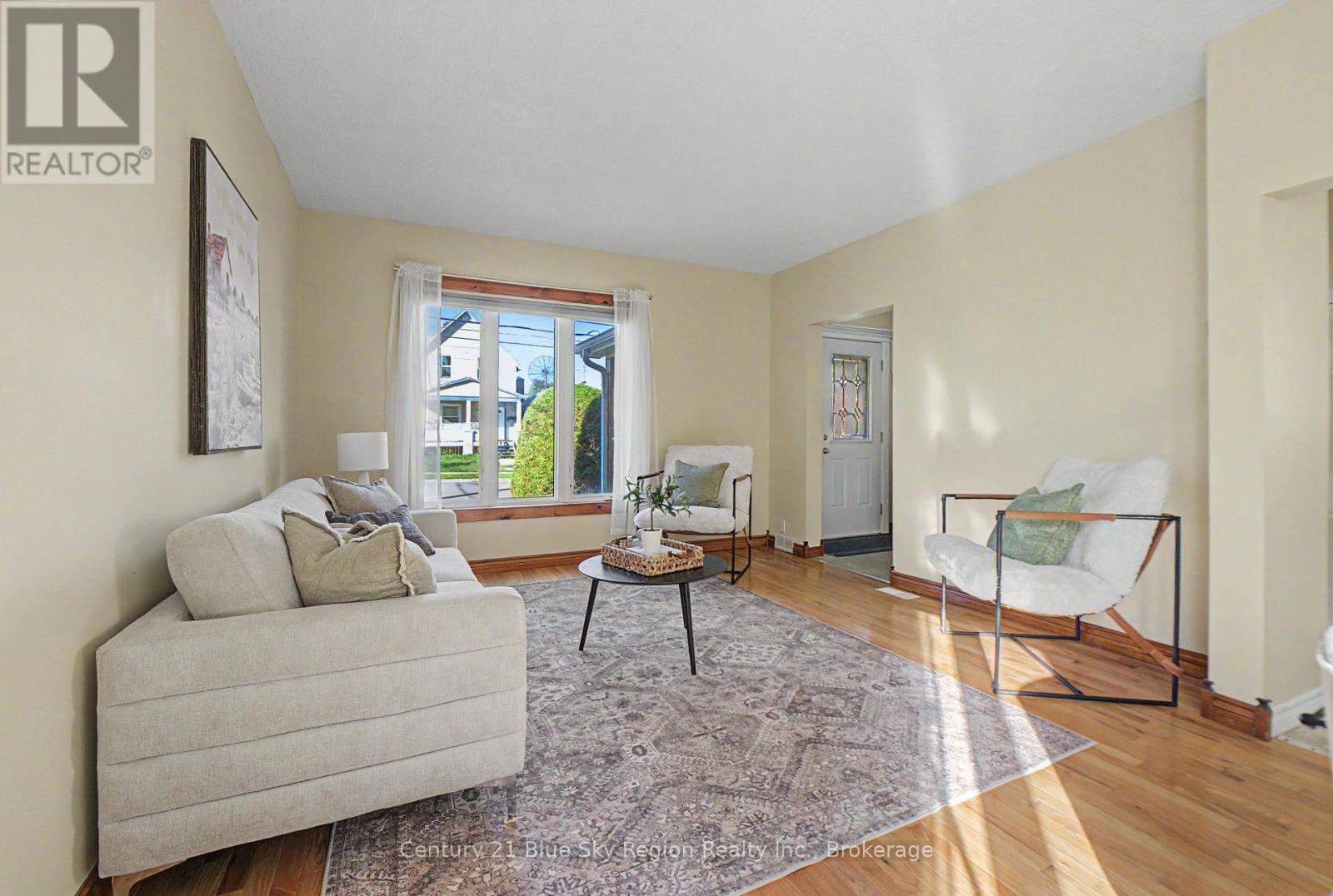 496 First Avenue E, North Bay, Ontario  P1B 1K3 - Photo 10 - X13752444