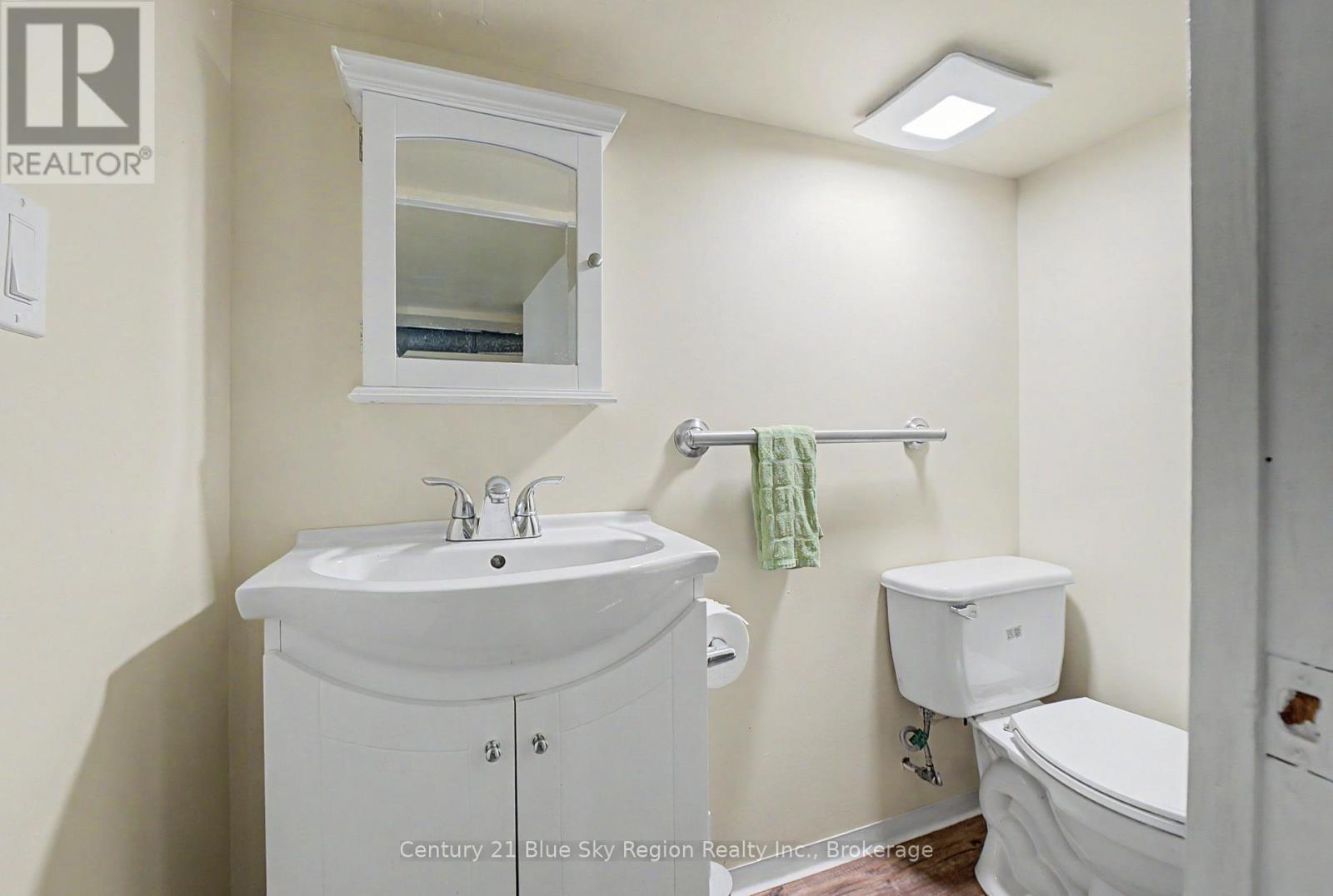 496 First Avenue E, North Bay, Ontario  P1B 1K3 - Photo 25 - X13752444