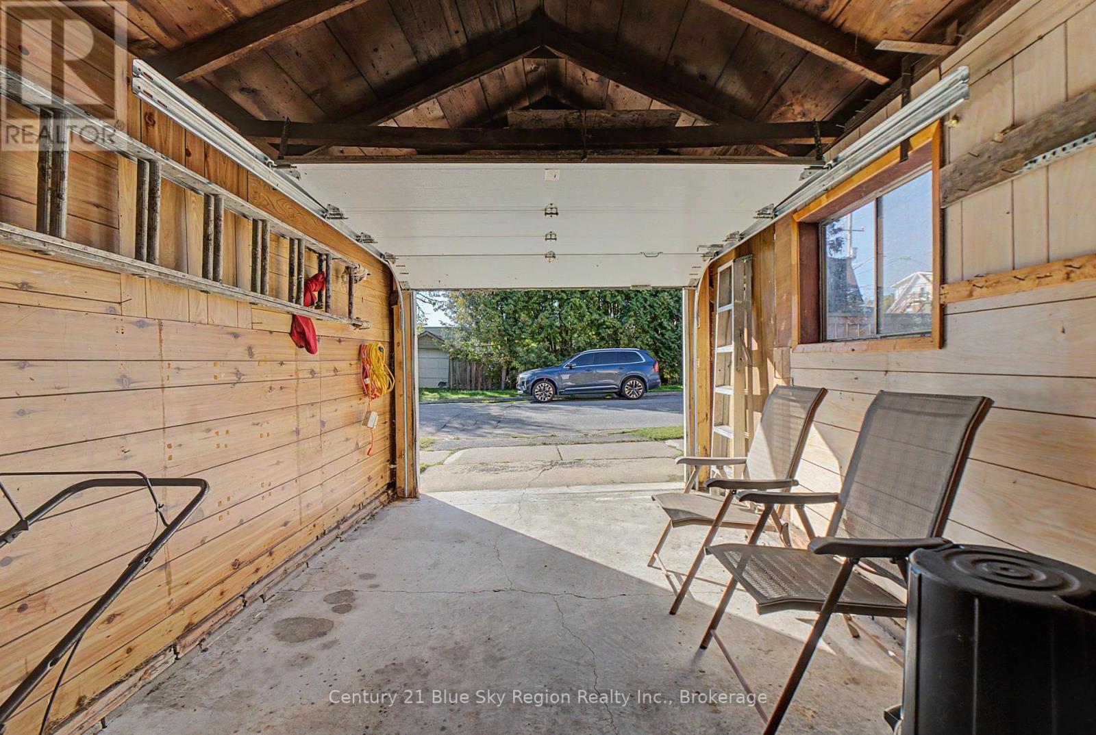 496 First Avenue E, North Bay, Ontario  P1B 1K3 - Photo 32 - X13752444