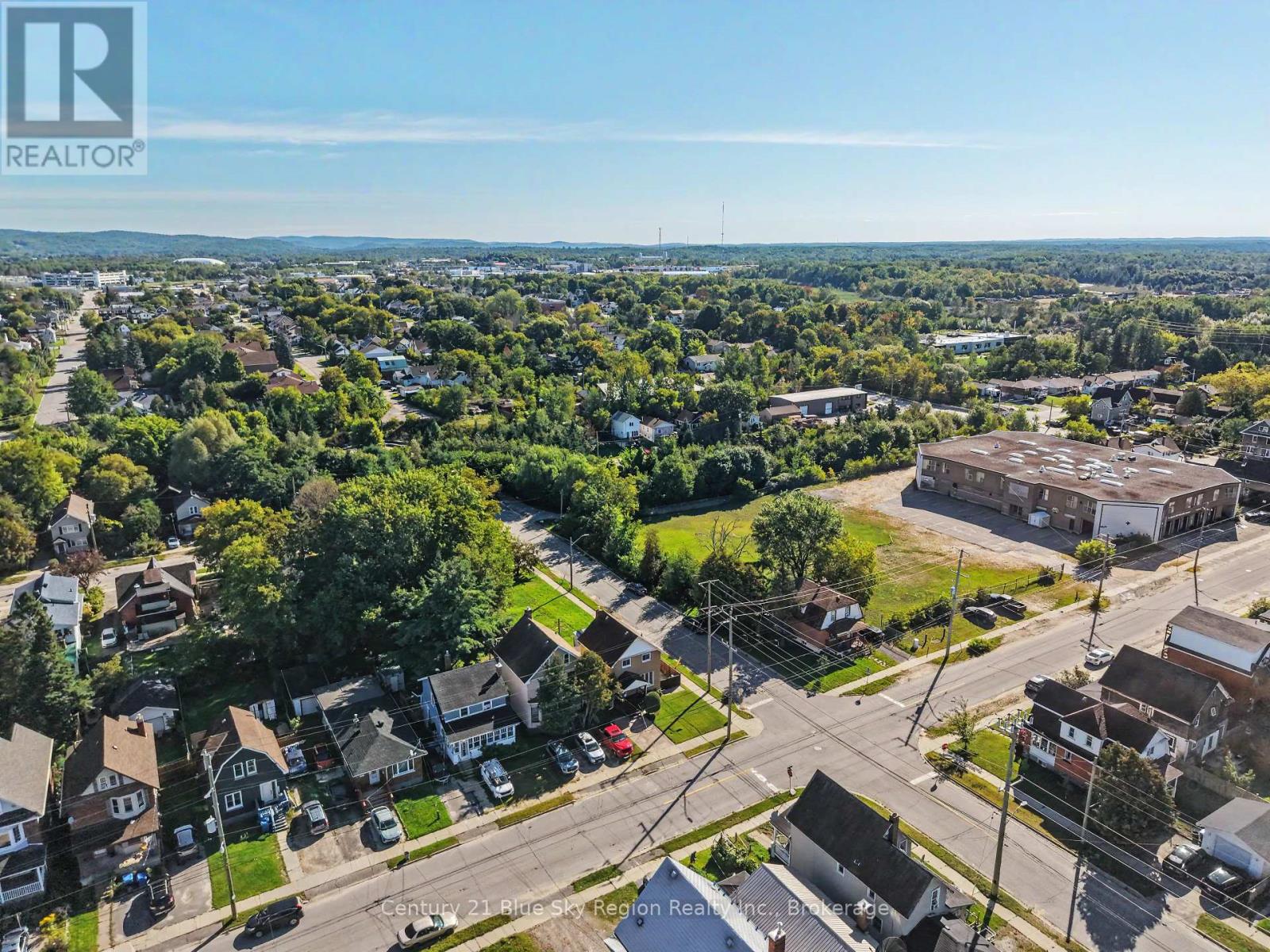496 First Avenue E, North Bay, Ontario  P1B 1K3 - Photo 37 - X13752444