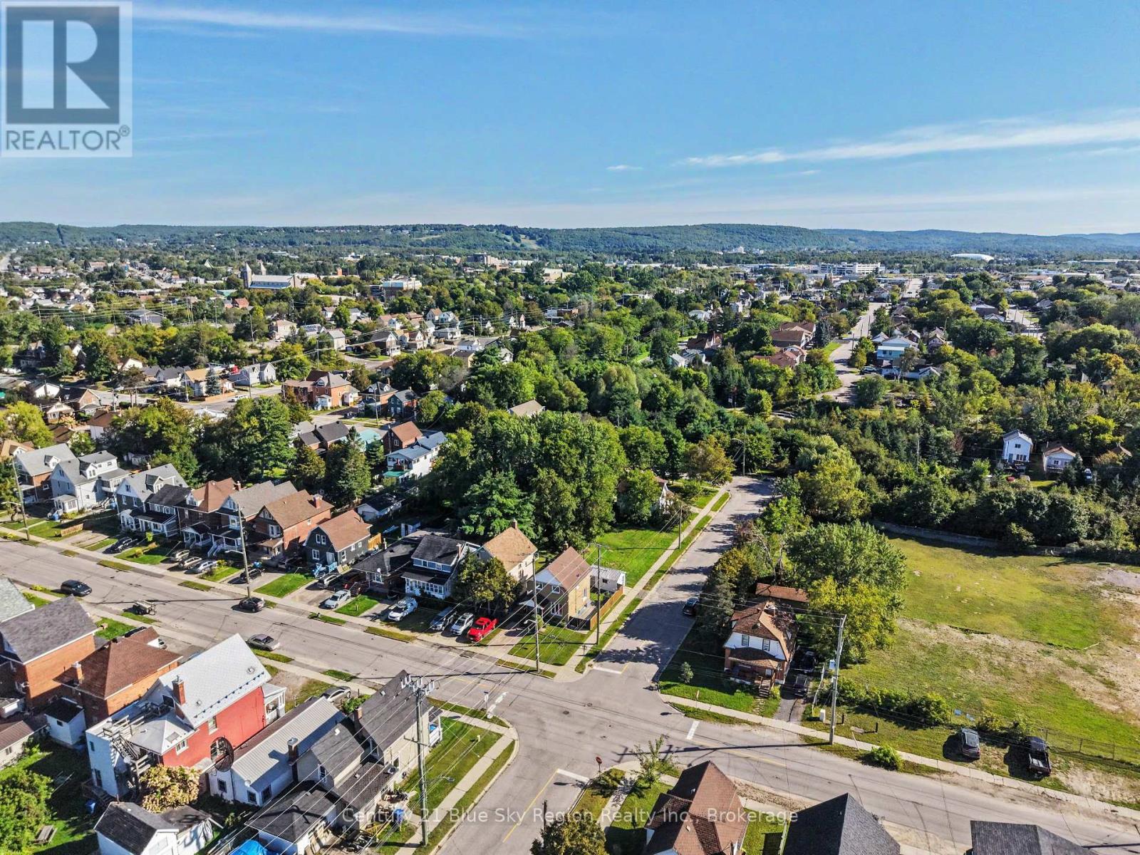 496 First Avenue E, North Bay, Ontario  P1B 1K3 - Photo 38 - X13752444