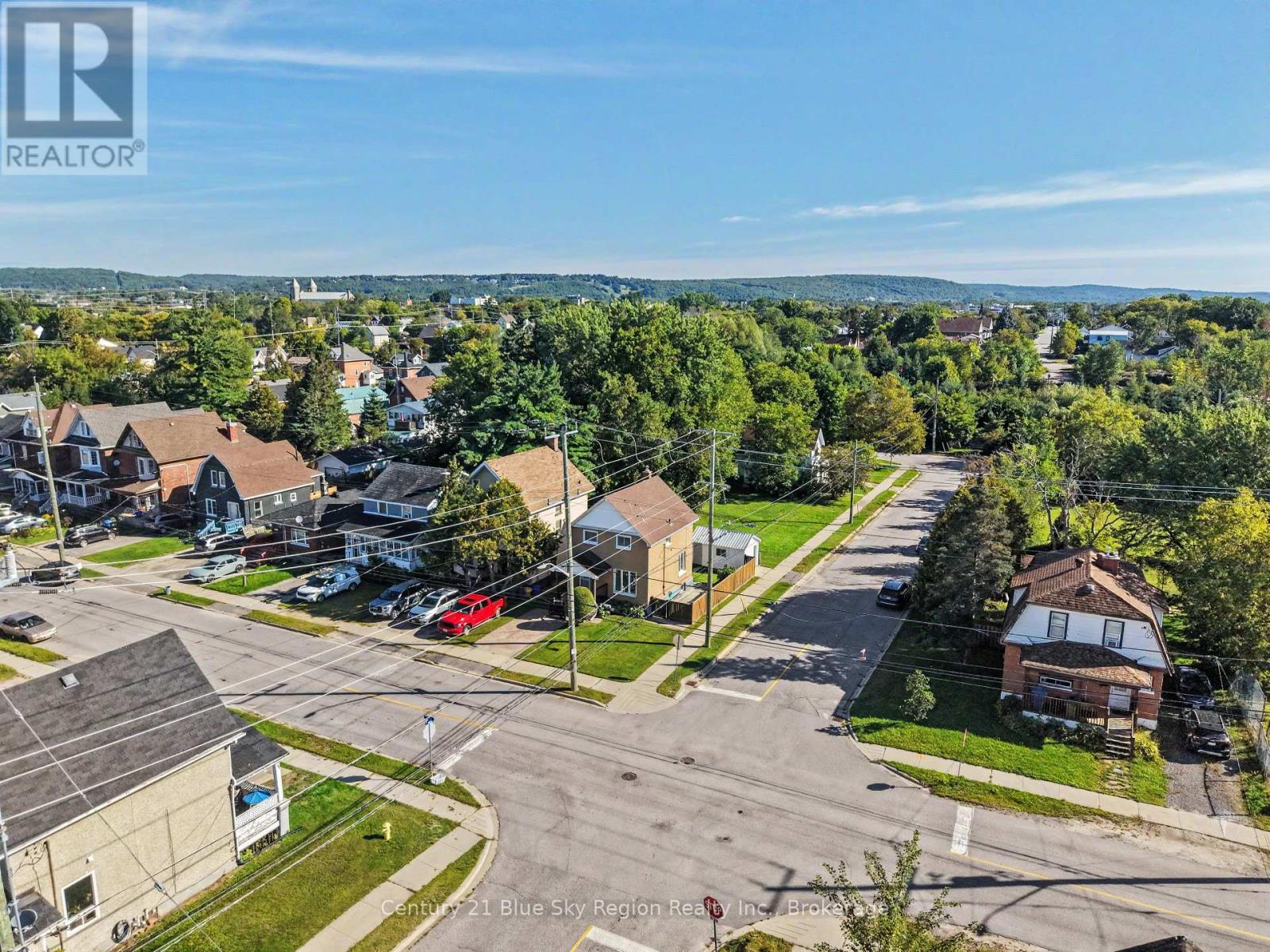 496 First Avenue E, North Bay, Ontario  P1B 1K3 - Photo 39 - X13752444